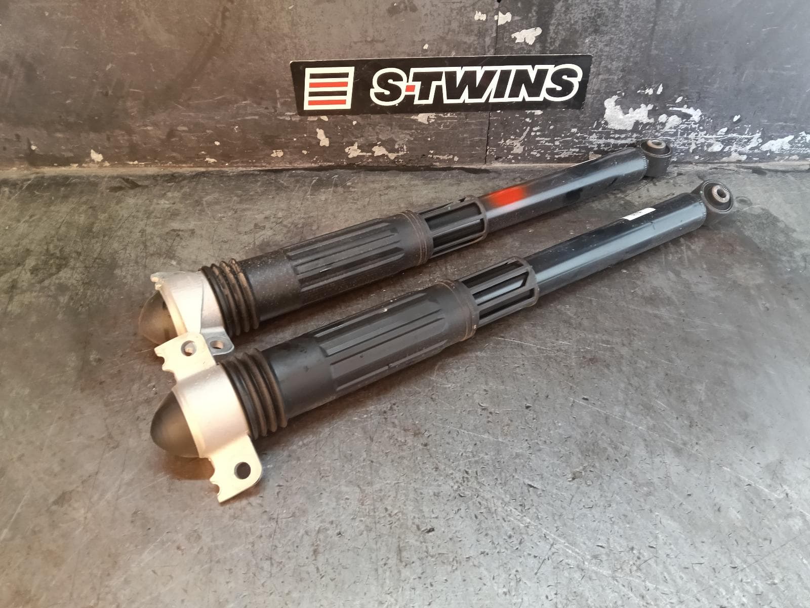 Used auto part listing image: 2025 MG MG3 SHOCK ABSORBER ZP22, 03/24- 0000406410