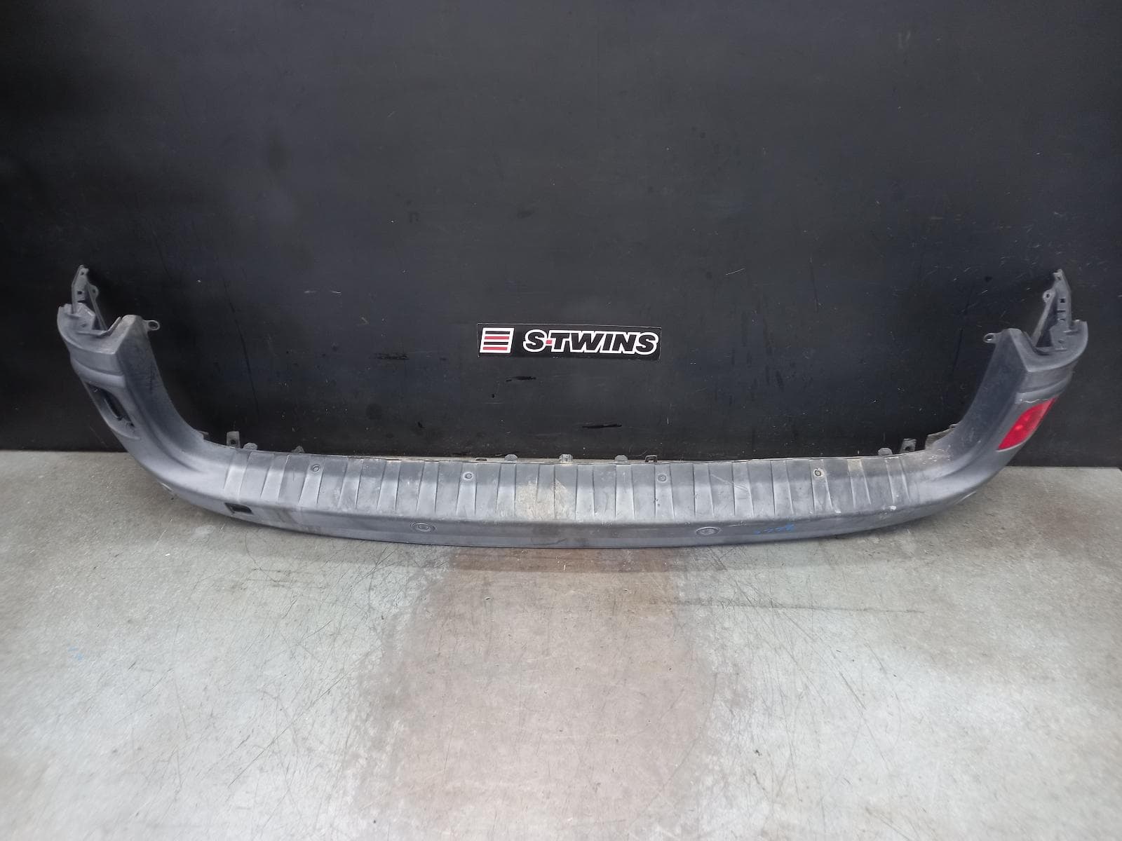 Used auto part listing image: 2020 RENAULT KANGOO REAR BUMPER X61, BLACK ONLY, W/PARK SENSOR TYPE, 09/13-02/22 0000380192