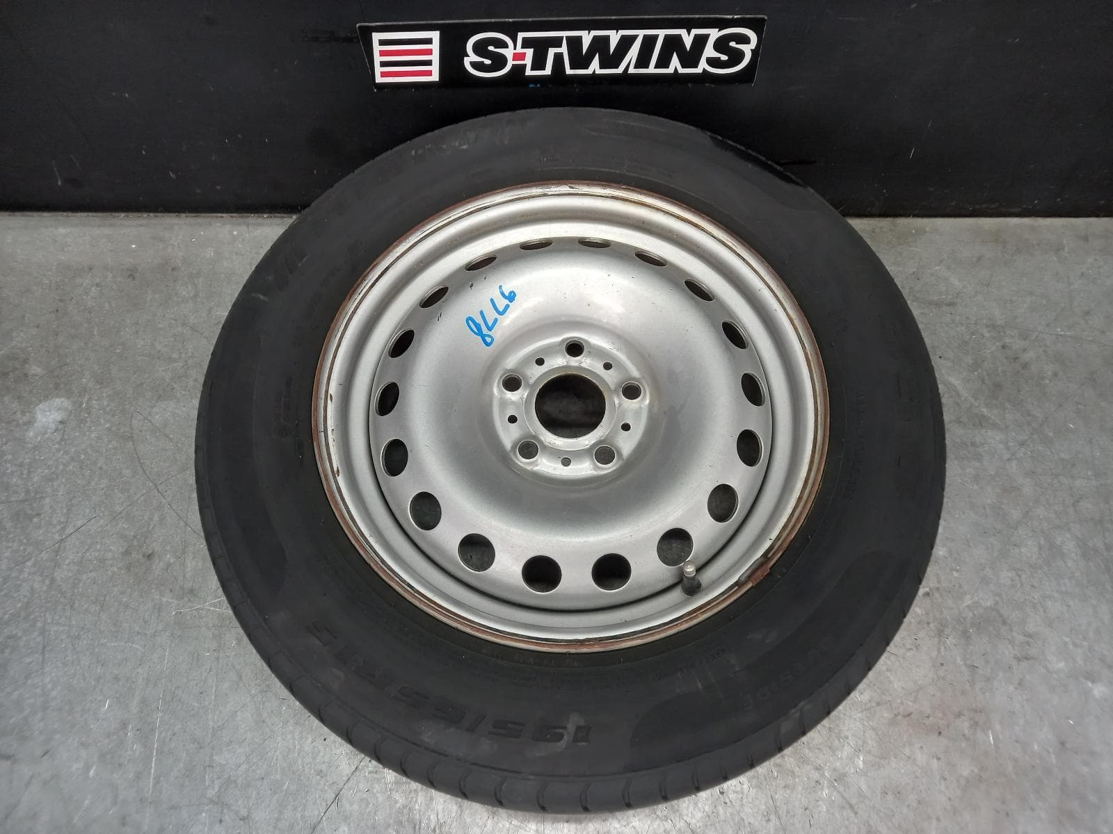 Used auto part listing image: 2020 RENAULT KANGOO WHEEL STANDARD STEEL X61, FACTORY, 15X6IN, 10/10-02/22 0000380197