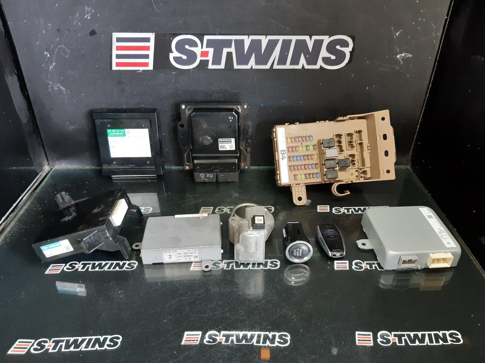 Used auto part listing image: 2015 SUBARU LIBERTY ENGINE ECU, 2.5, FB25, SEC SET (ECU/IMM/READER/KEY), 6TH GEN, 08/14-04/21 0000364715