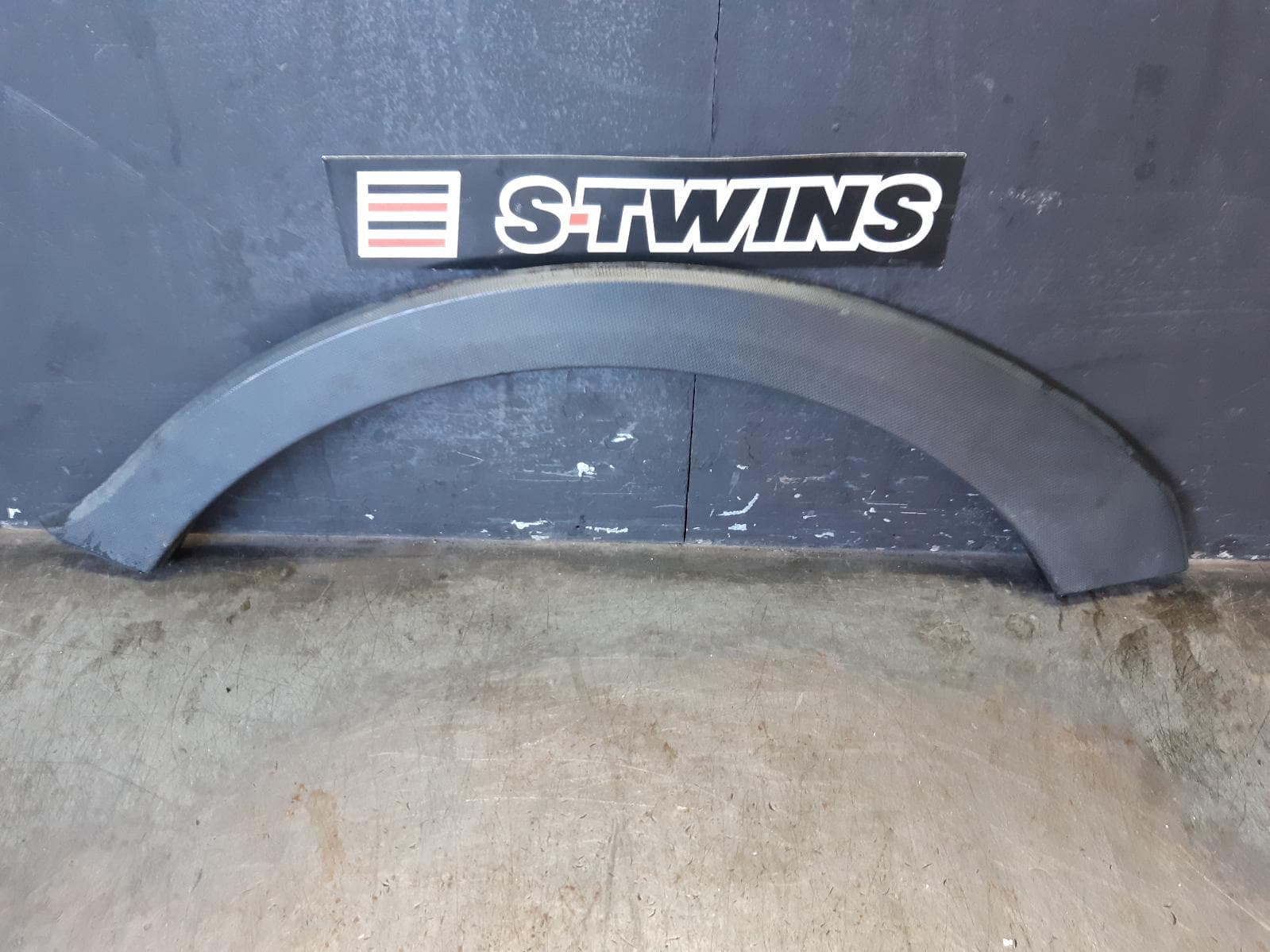 Used auto part listing image: 2021 SUBARU XV WHEEL ARCH FLARE LH REAR, G5X, 03/17-06/23 0000364895