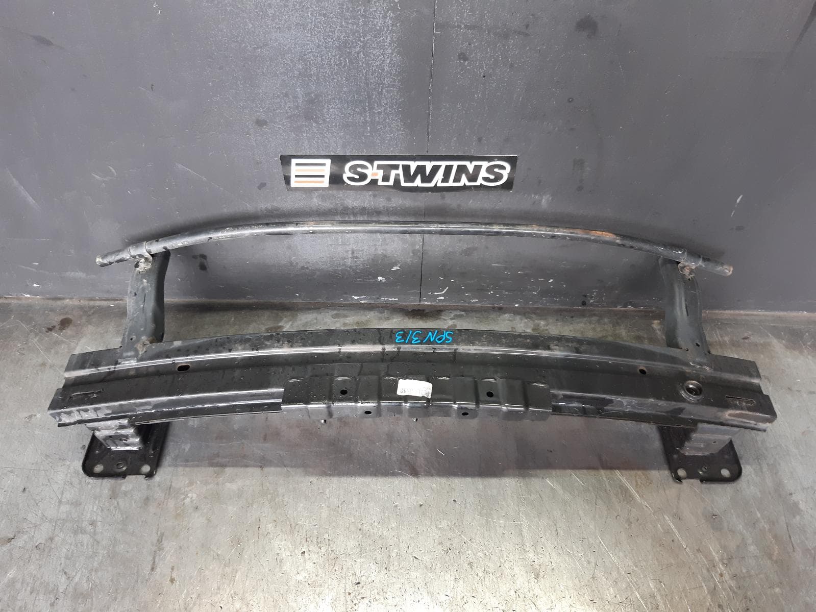 Used auto part listing image: 2015 HYUNDAI I40 F BAR REINFORC BRACK MAIN REINFORCEMENT, VF, 09/11-05/15 0000366778