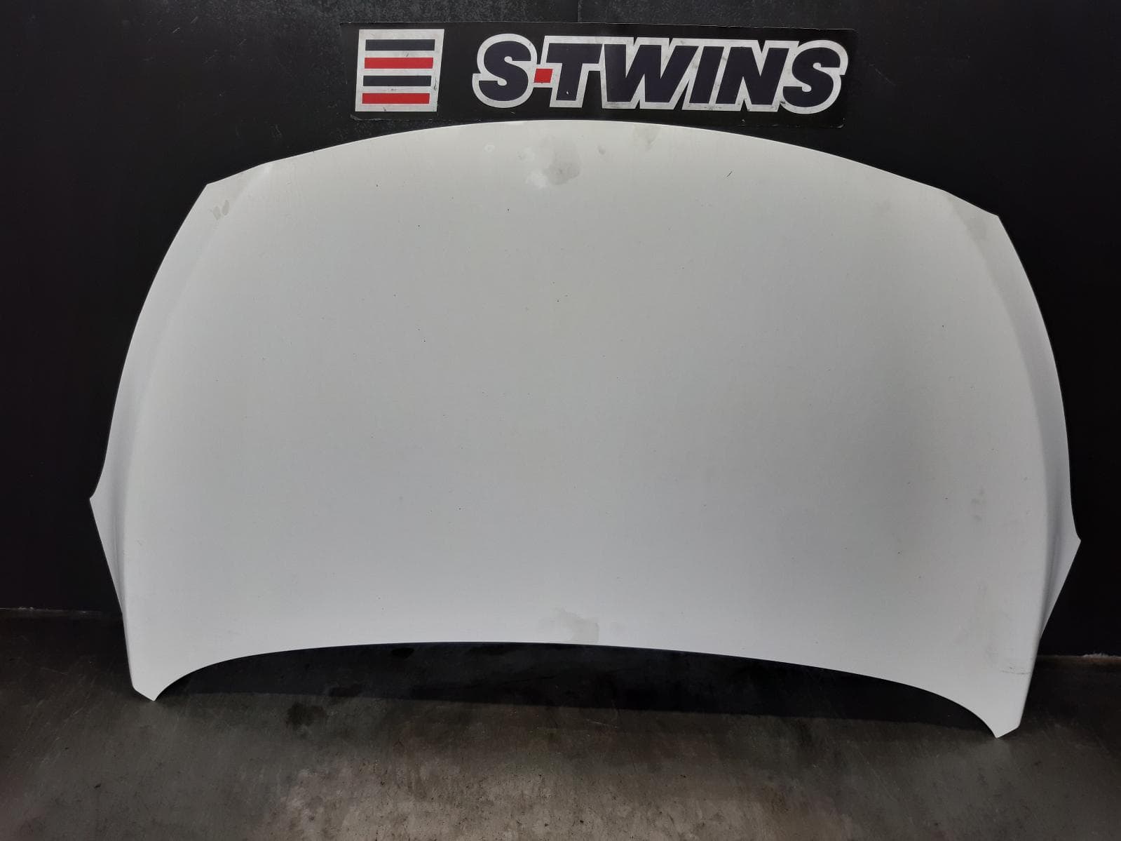 Used auto part listing image: 2015 HYUNDAI I40 BONNET VF, 09/11-12/19 0000366764