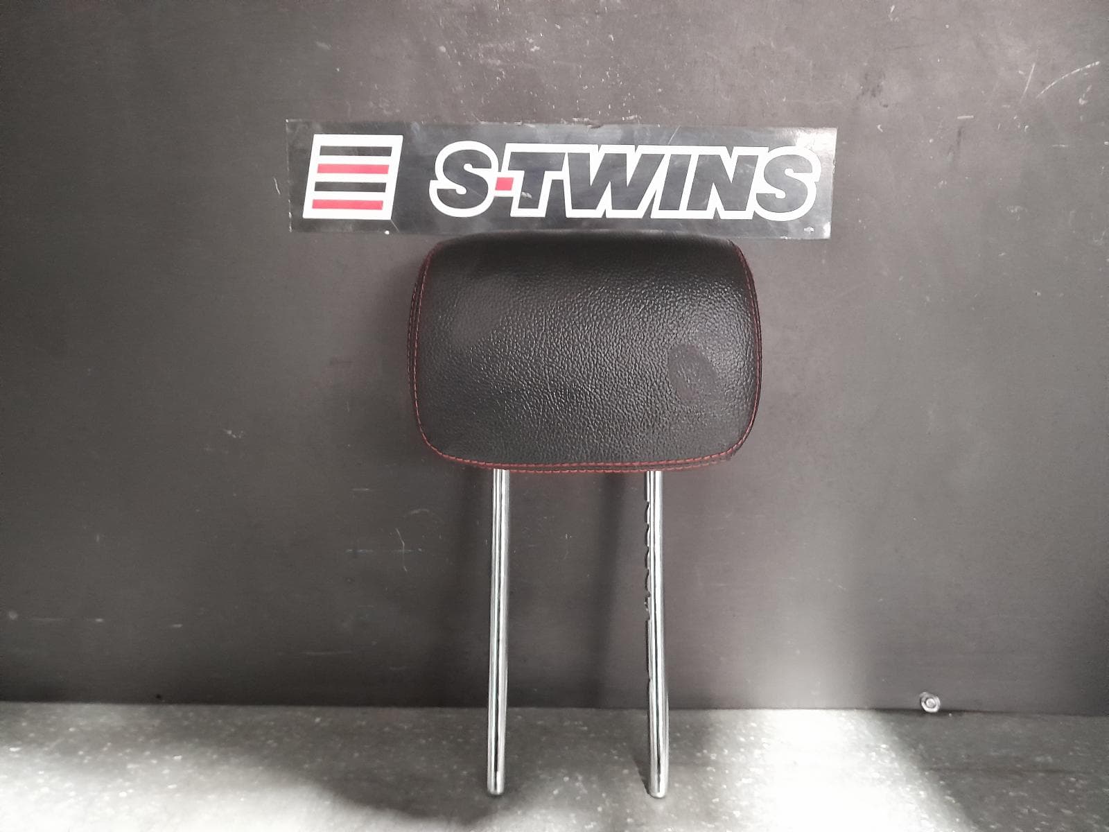 Used auto part listing image: 2022 MERCEDES GLB CLASS HEADREST X247, 12/19-05/26 0000341046