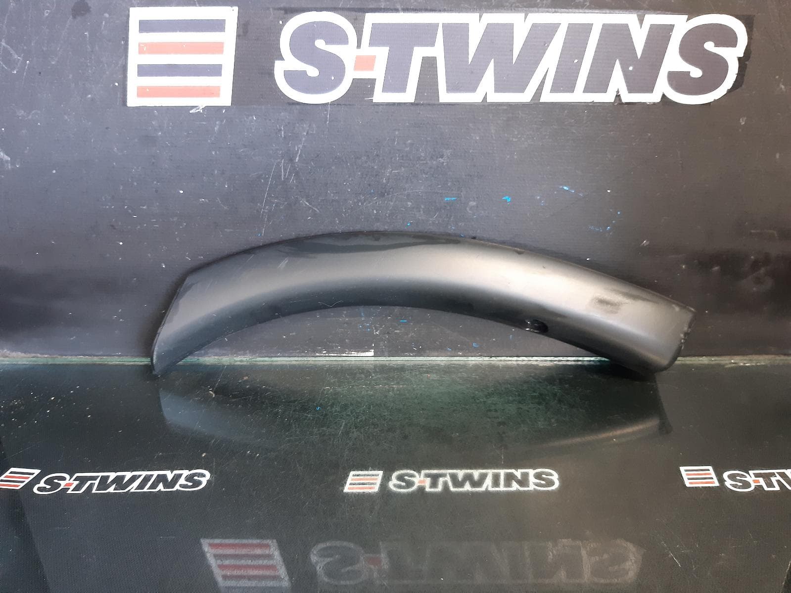 Used auto part listing image: 2014 MITSUBISHI OUTLANDER WHEEL ARCH FLARE LH REAR (IN BODY), ZJ-ZL, 10/12-07/21 0000368904