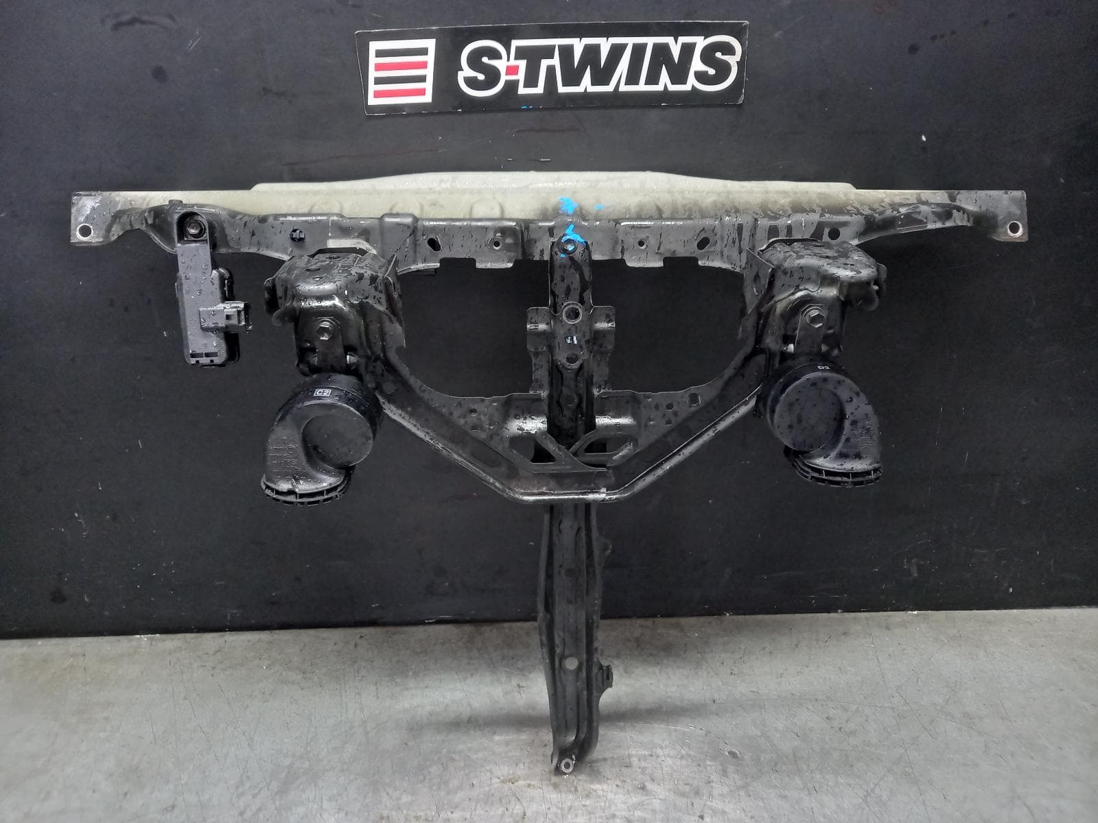 Used auto part listing image: 2018 LEXUS RX SERIES RADIATOR SUPPORT AL20, 09/15-10/19 0000401756