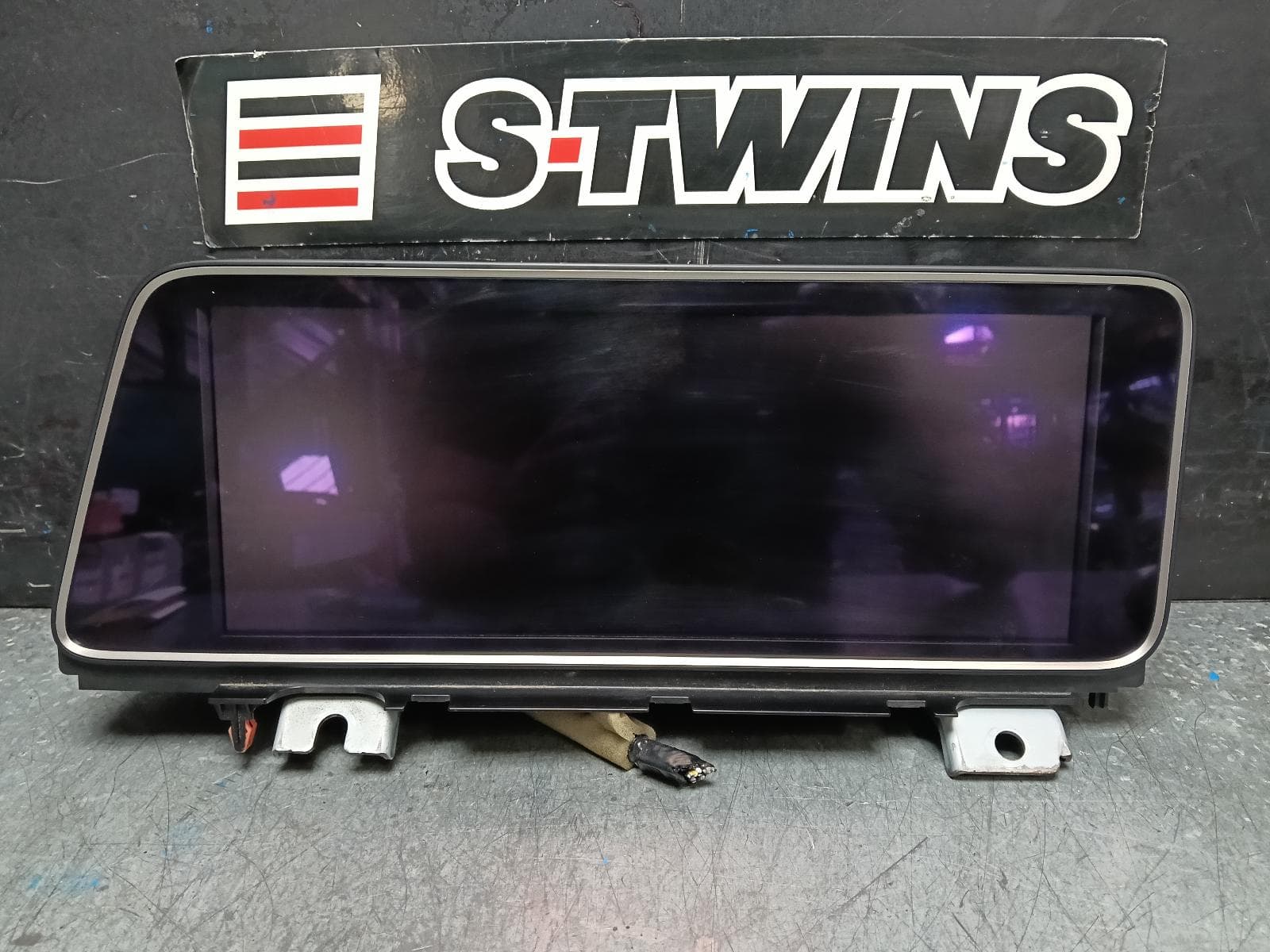 Used auto part listing image: 2018 LEXUS RX SERIES DISPLAY SCREEN, AL20, 10/15-08/22 0000401373