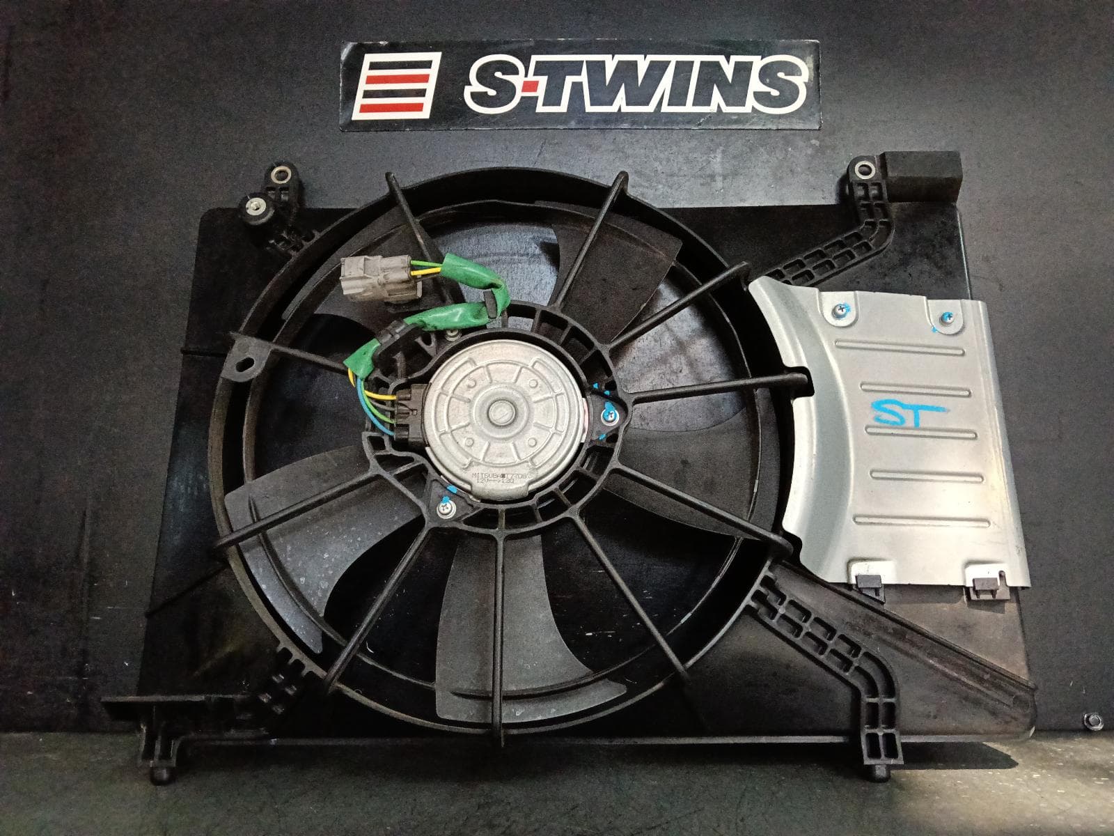 Used auto part listing image: 2018 SUZUKI SWIFT FAN RADIATOR FAN, AZ, 04/17-03/25 0000396954