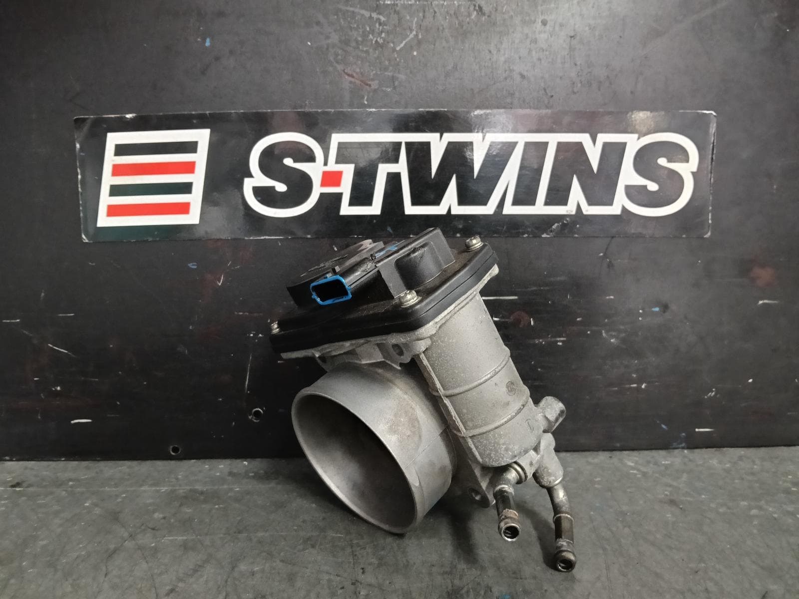 Used auto part listing image: 2010 NISSAN ELGRAND THROTTLE BODY E52, 08/10-08/25 0000390437