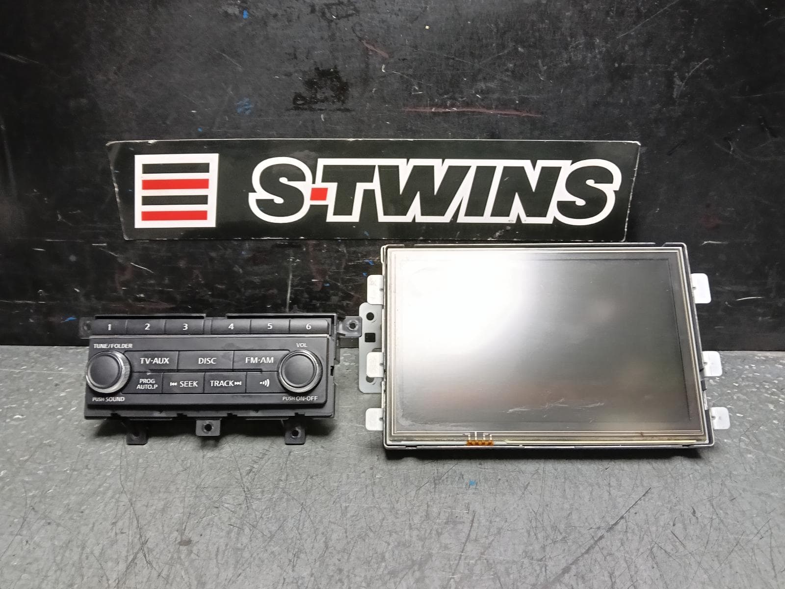 Used auto part listing image: 2010 NISSAN ELGRAND E52, 08/10-08/25 0000390435