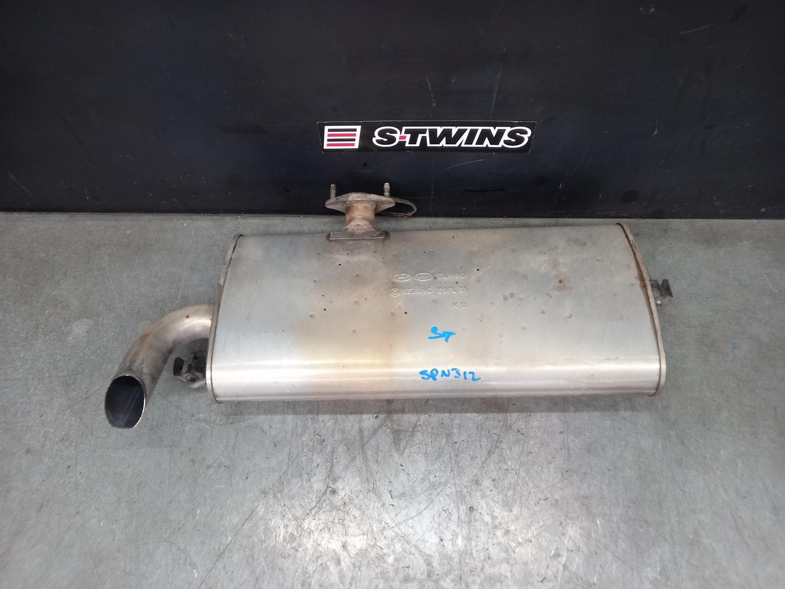 Used auto part listing image: 2015 HYUNDAI TUCSON MUFFLER TL, SINGLE EXHAUST, 06/15-01/21 0000383274