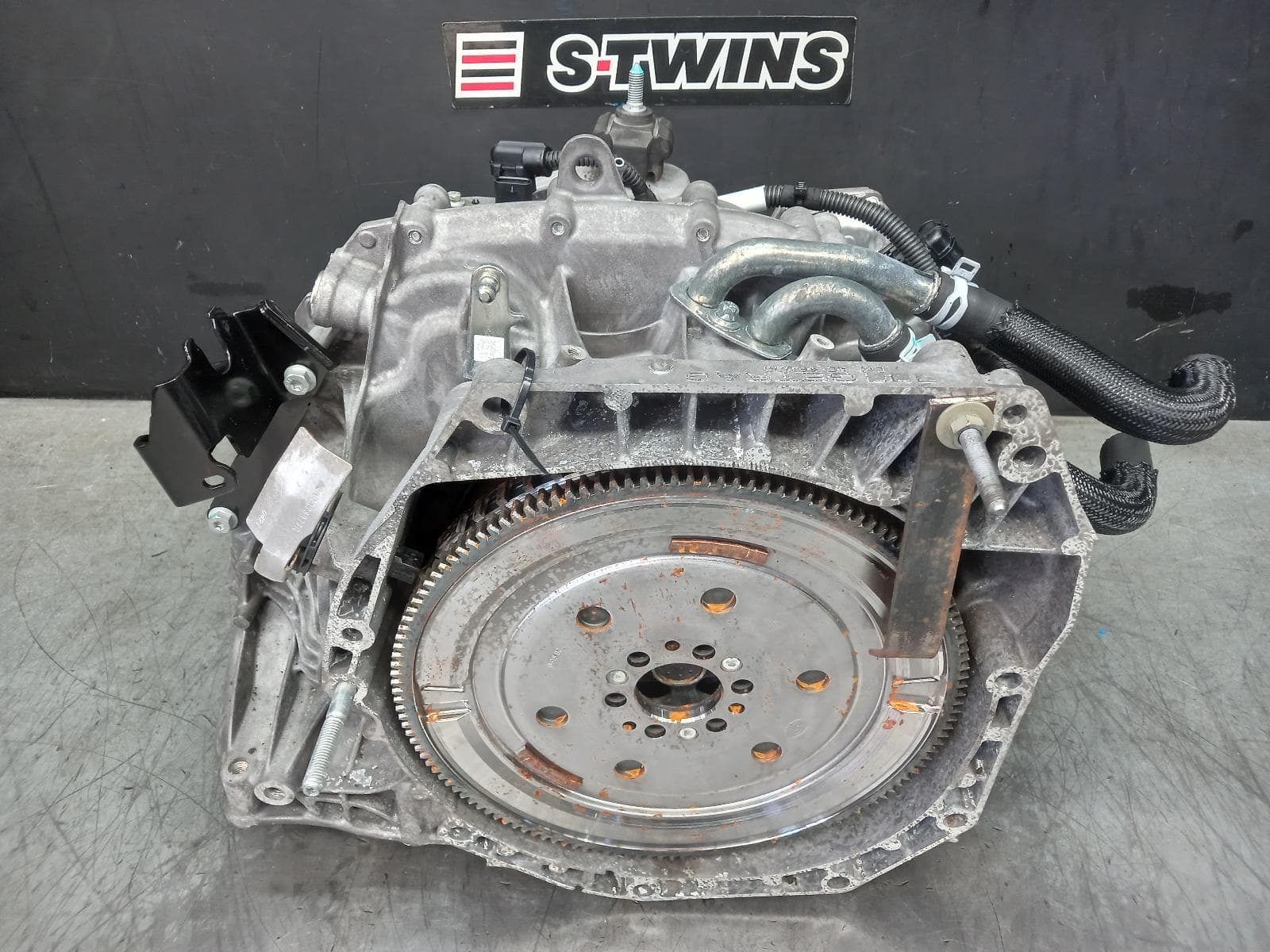 Used auto part listing image: 2021 RENAULT ARKANA TRANS GEARBOX JL1, AUTO, PETROL, 1.3, TURBO, DW5 CODE, 7 SPEED, 05/21- 0000391256