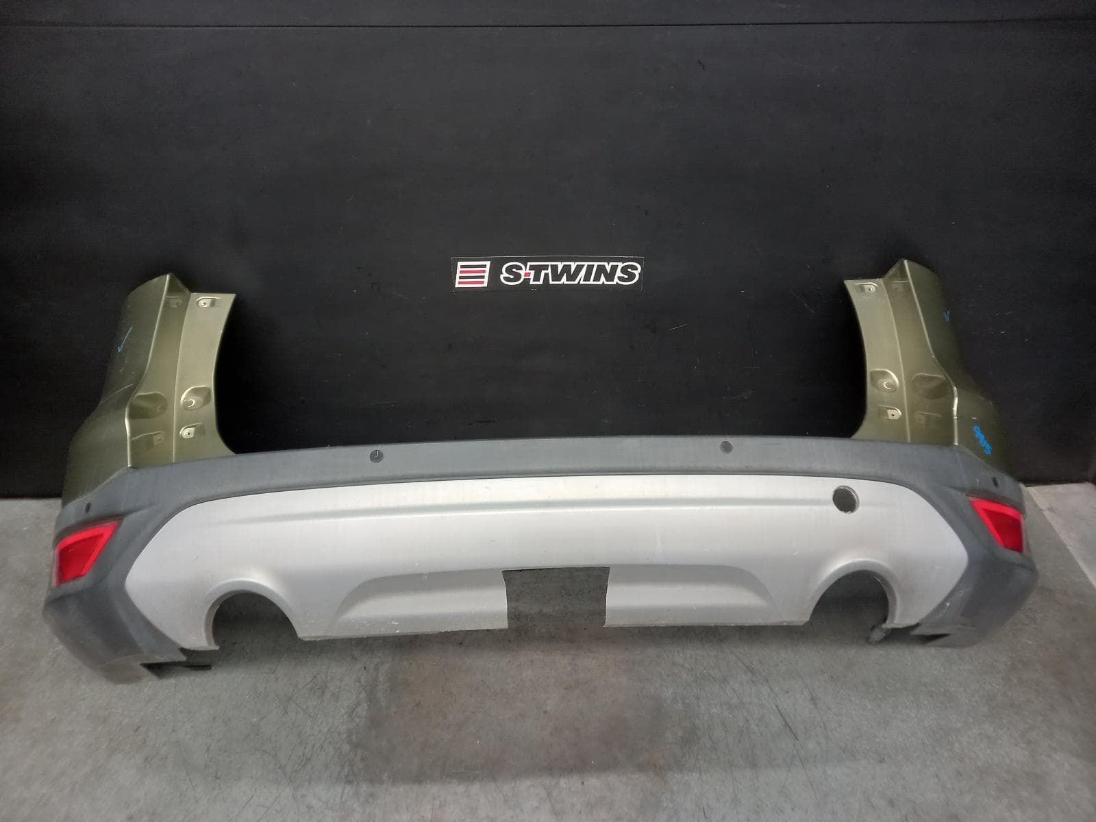 Used auto part listing image: 2014 FORD KUGA REAR BUMPER BUMPER BAR, TF, 11/12-09/16 0000378813
