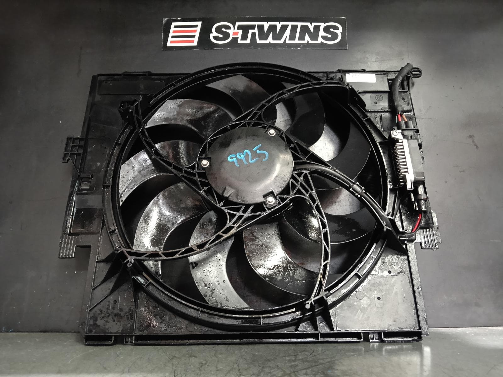 Used auto part listing image: 2013 BMW 1 SERIES FAN RADIATOR FAN, 1.6, N13, PETROL, 300W, F20, 06/11-06/16 0000388578