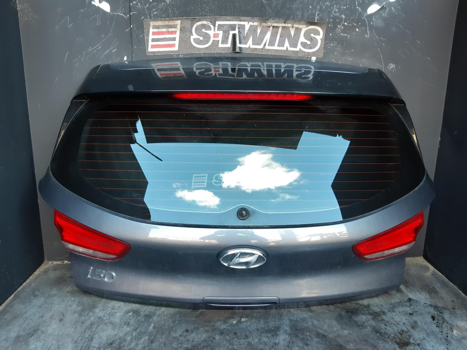 Used auto part listing image: 2018 HYUNDAI I30 BOOTLID TAILGATE TAILGATE, PD, HATCH (S. KOREA VIN KMHH), 03/17-12/23 0000370426