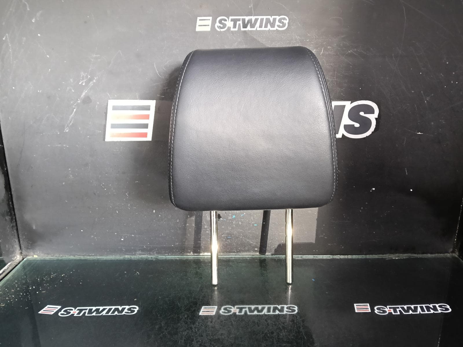 Used auto part listing image: 2012 MAZDA CX9 HEADREST LH REAR 2ND ROW, LEATHER, TB, 12/07-12/15 0000377732