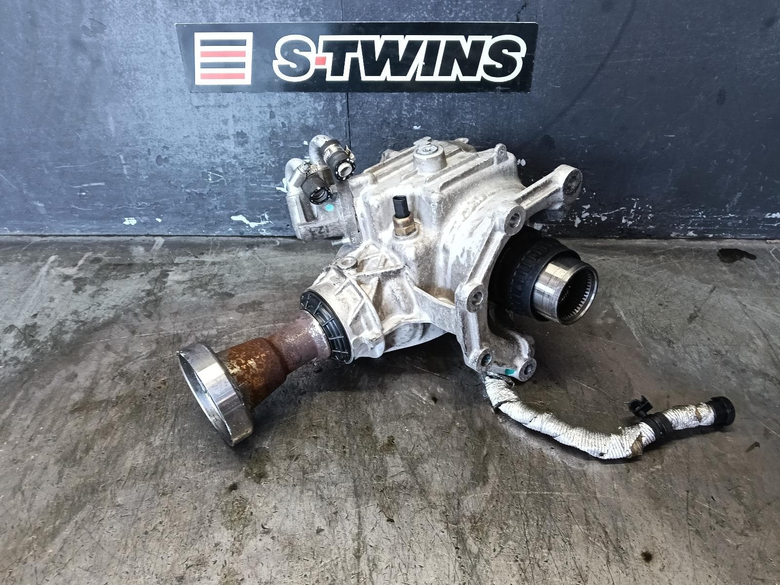 Used auto part listing image: 2016 FORD FOCUS TRANSFER CASE LZ, 07/15-11/18 0000379319
