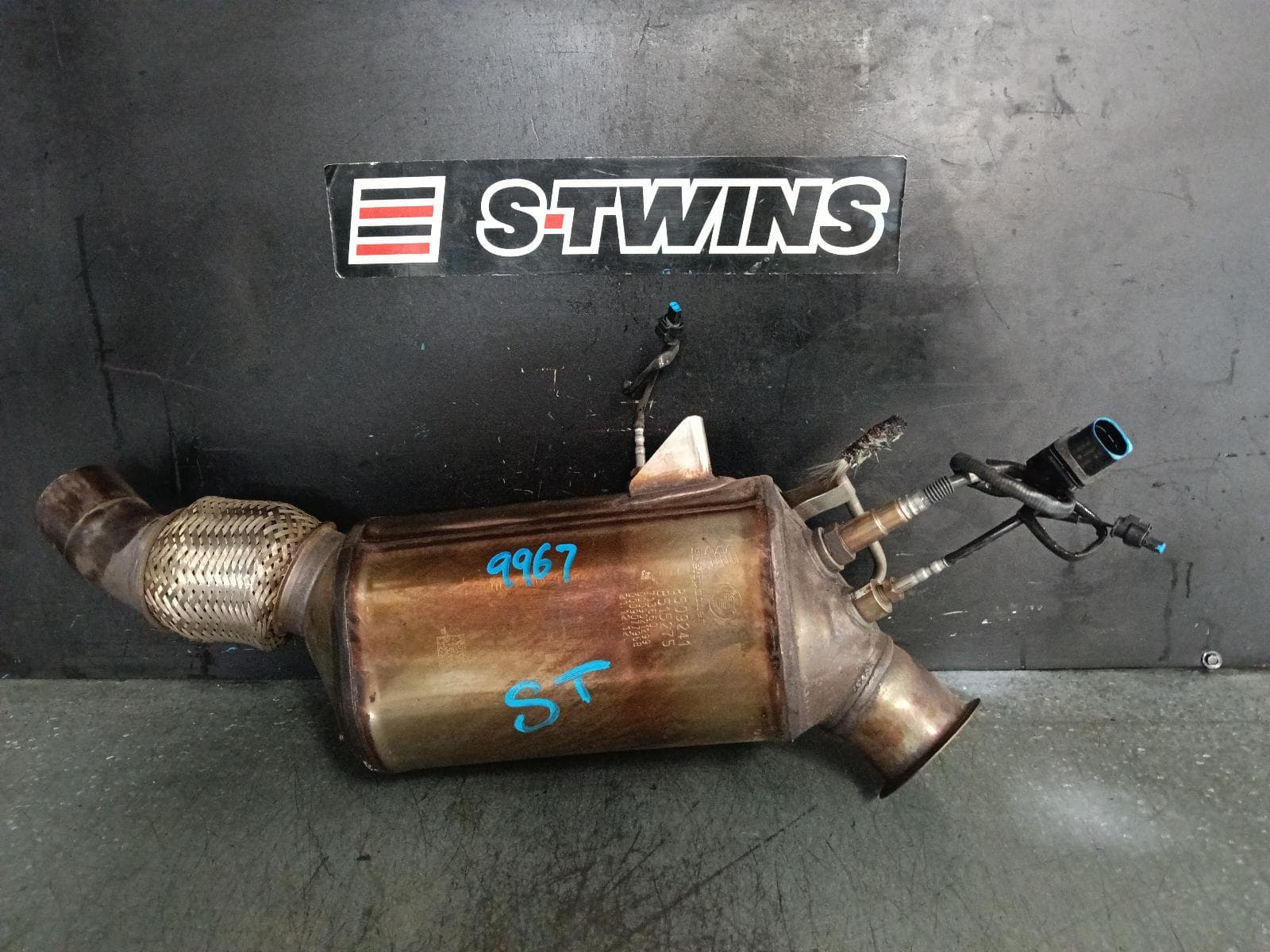 Used auto part listing image: 2013 BMW X3 PARTICULATE FILTER DPF DIESEL, 2.0, N47N, F25, 12/10-03/14 0000394243