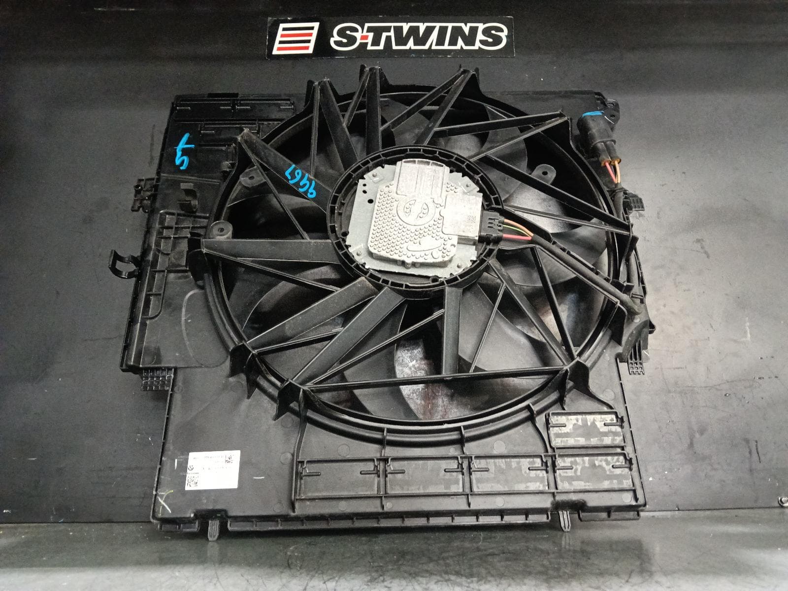 Used auto part listing image: 2013 BMW X3 FAN RADIATOR FAN, 2.0, N47N/B47, DIESEL, 400W, F25, 12/10-07/17 0000394250