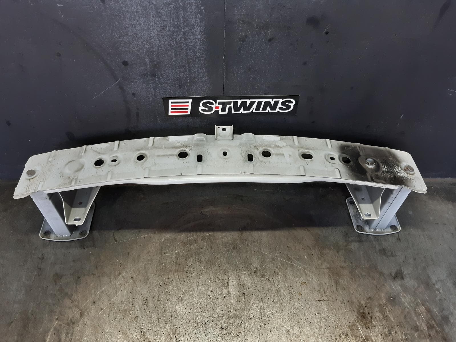 Used auto part listing image: 2016 MAZDA CX9 F BAR REINFORC BRACK MAIN REINFORCEMENT, TC, 07/16-12/24 0000371853