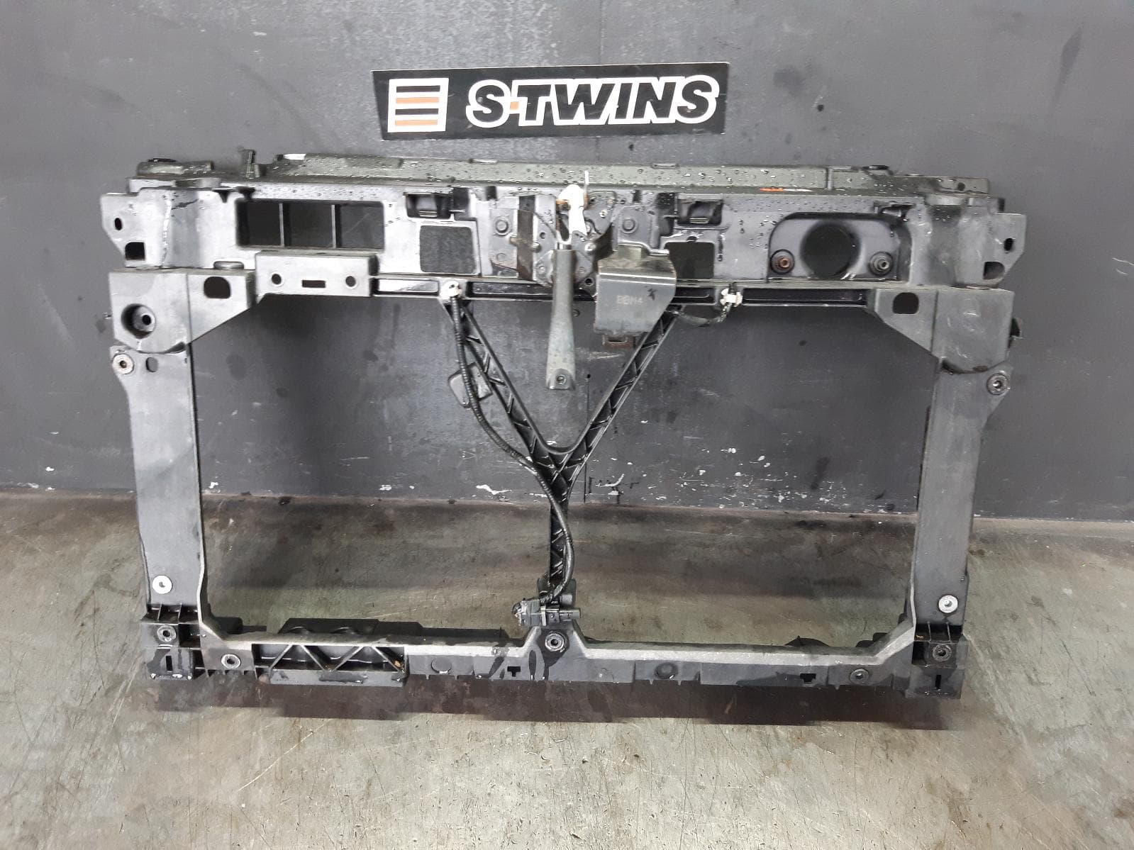Used auto part listing image: 2012 MAZDA 3 RADIATOR SUPPORT BL, BOLT ON PLASTIC, 04/09-10/13 0000371660