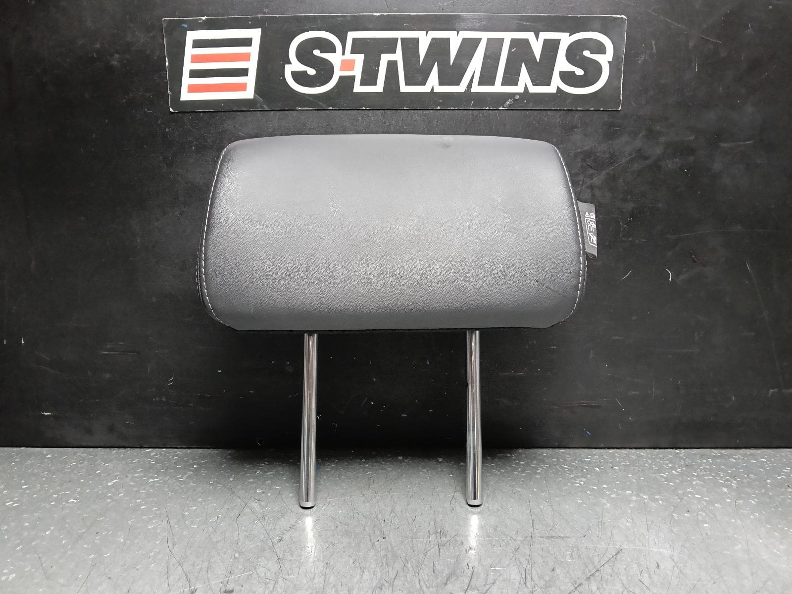 Used auto part listing image: 2022 SSANGYONG MUSSO HEADREST Q200 SERIES UTE, 08/18- 0000381660