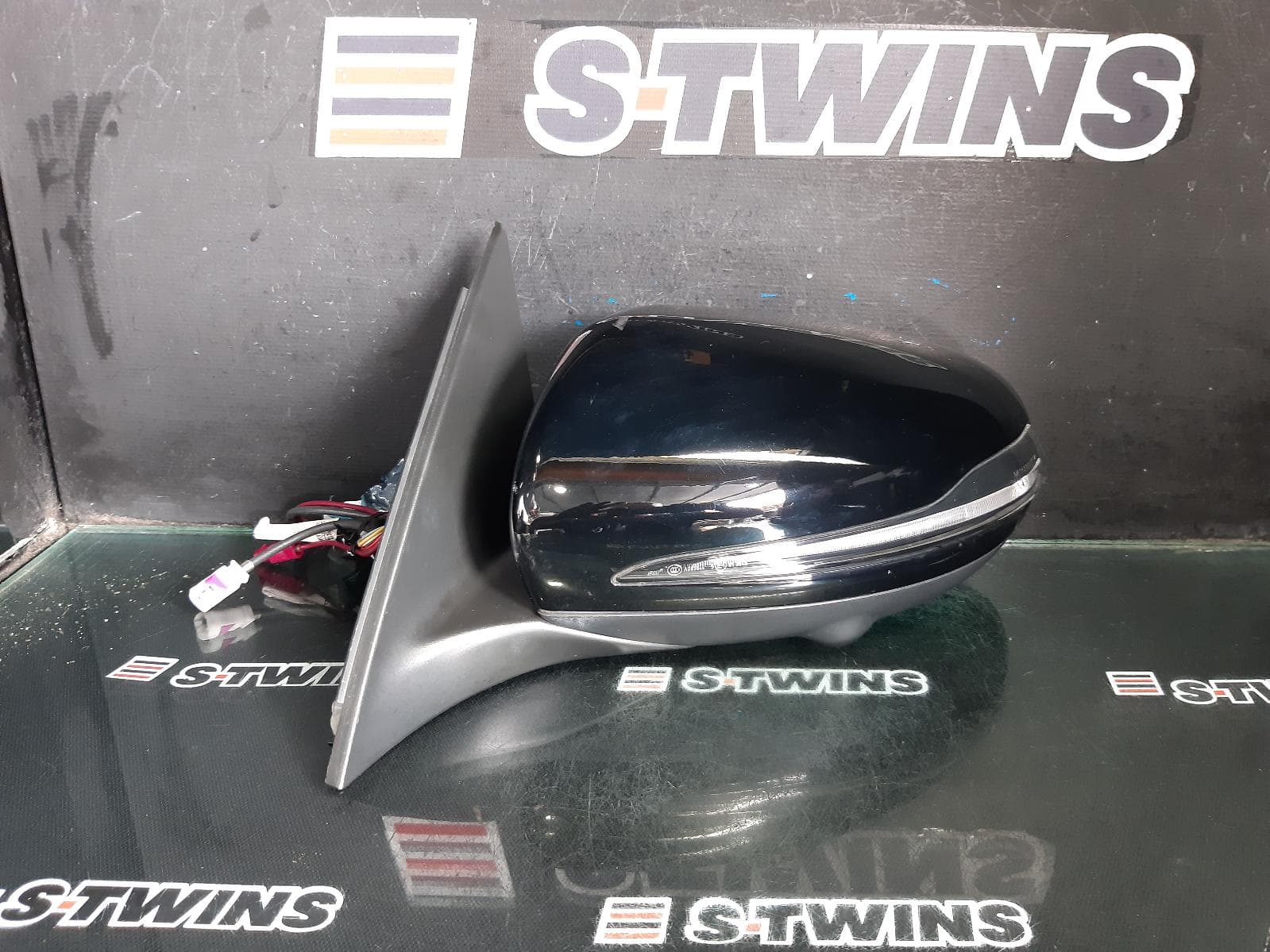 Used auto part listing image: 2021 MERCEDES GLB CLASS LEFT DOOR MIRROR X247, W/ ELECT ADJ, CAMERA TYPE, COLOUR CODED, NON AMG, 12/19-09/23 0000371757