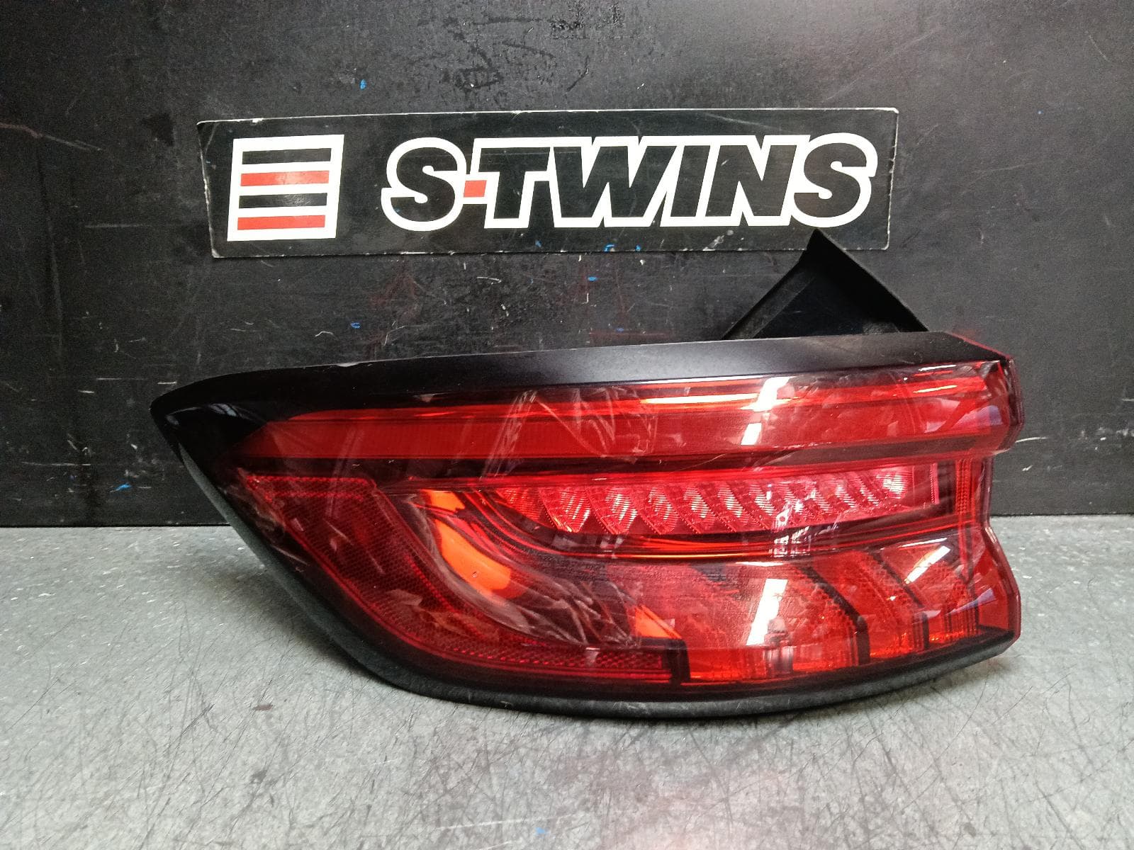 Used auto part listing image: 2021 HAVAL H6 LEFT TAILLIGHT IN BODY, LED TYPE, B01, 02/21- 0000392630
