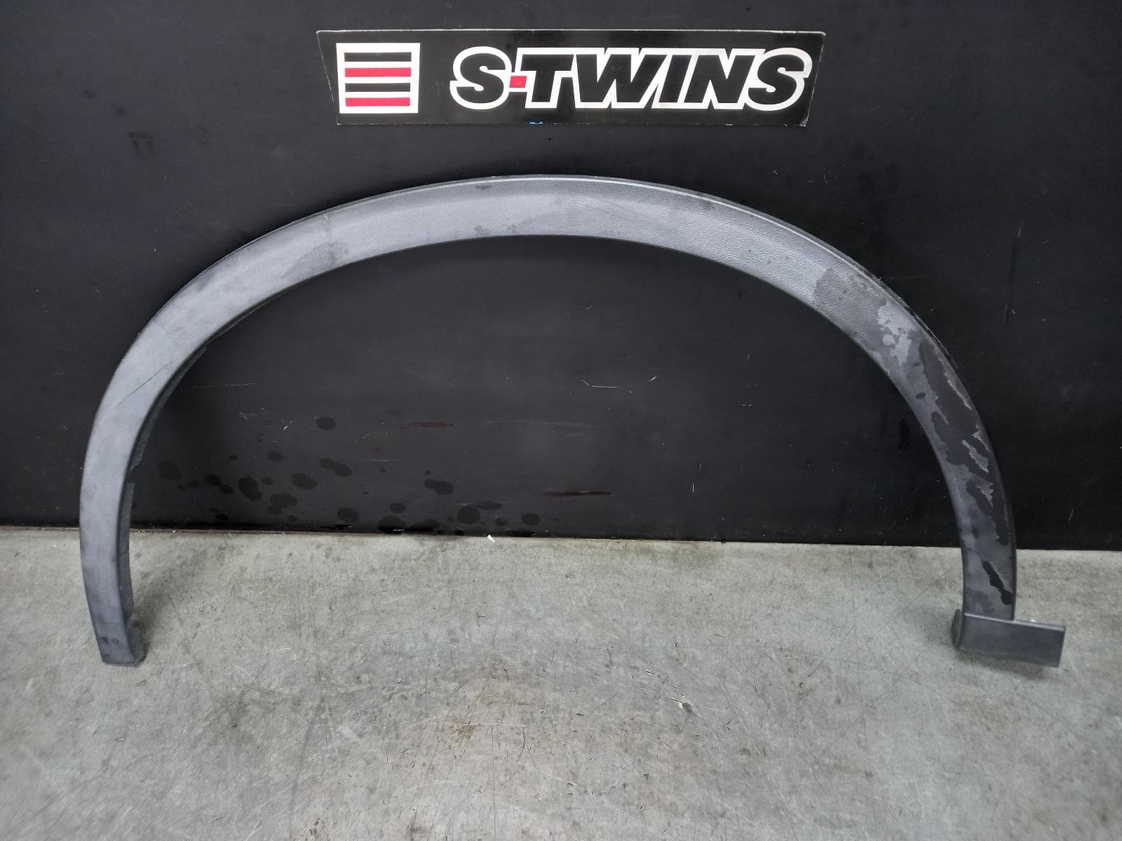 Used auto part listing image: 2021 HAVAL H6 WHEEL ARCH FLARE B01/B03, 02/21- 0000375004