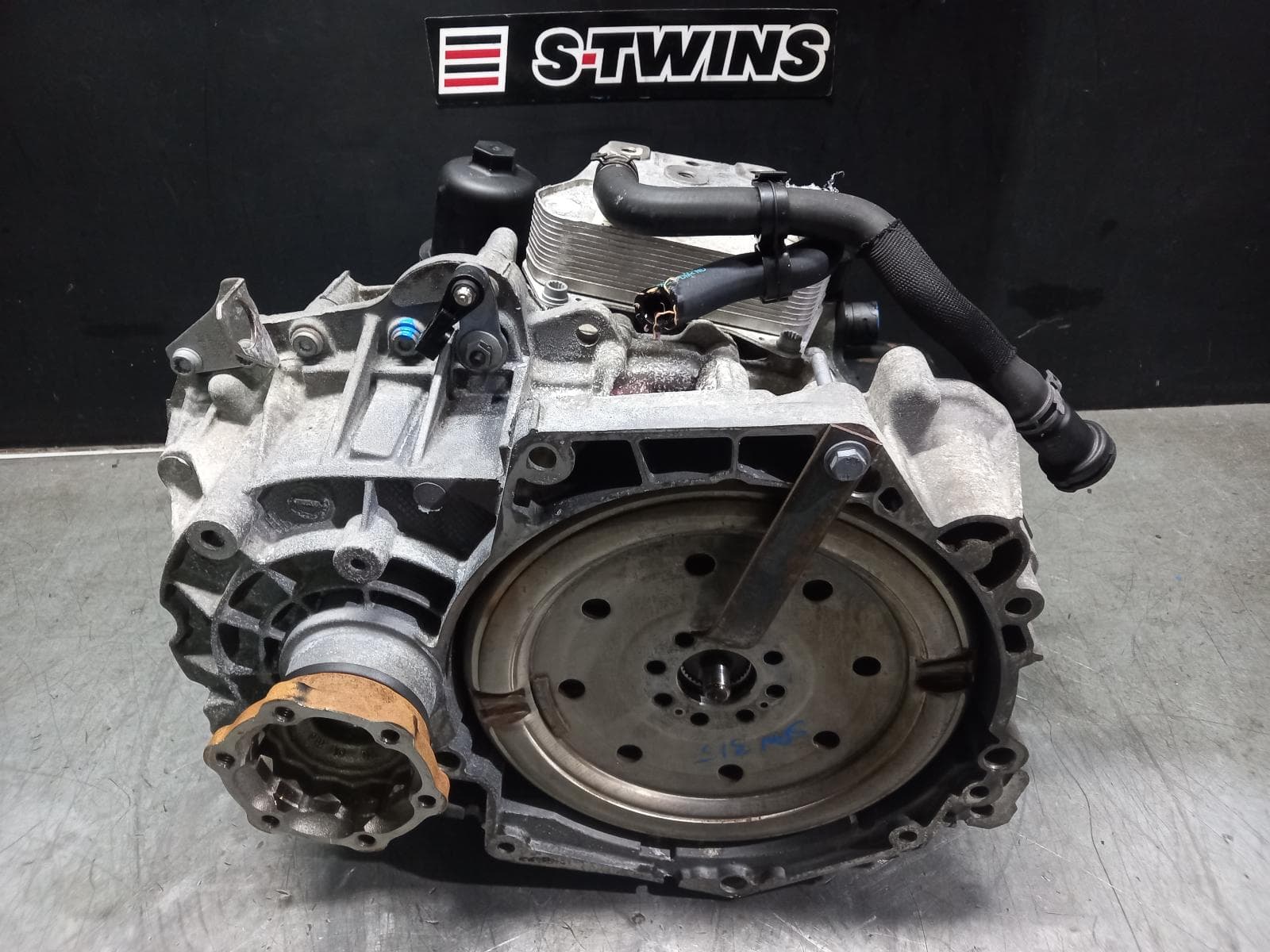 Used auto part listing image: 2012 VOLKSWAGEN EOS TRANS GEARBOX AUTO, PETROL, 2.0, TURBO, 1F, NJM CODE, 05/10-12/14 0000390660