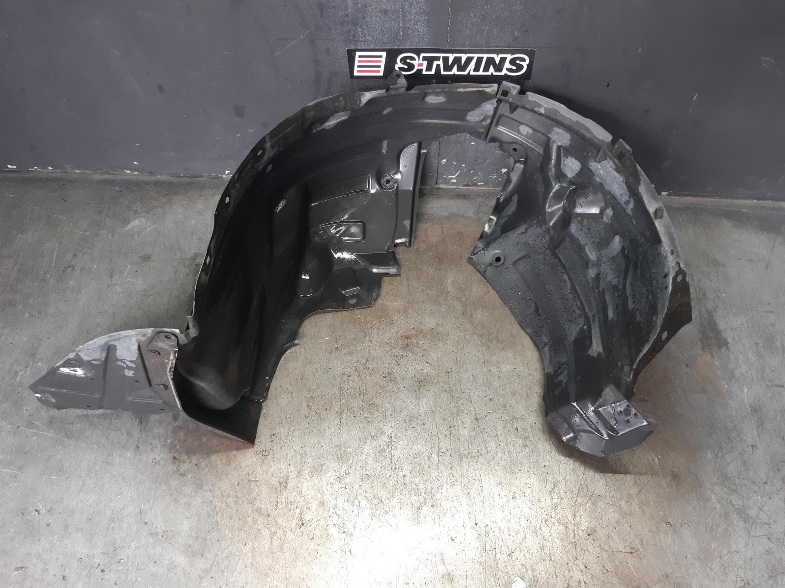 Used auto part listing image: 2012 MAZDA CX5 LEFT GUARD LINER KE, FRONT, 02/12-12/16 0000376305