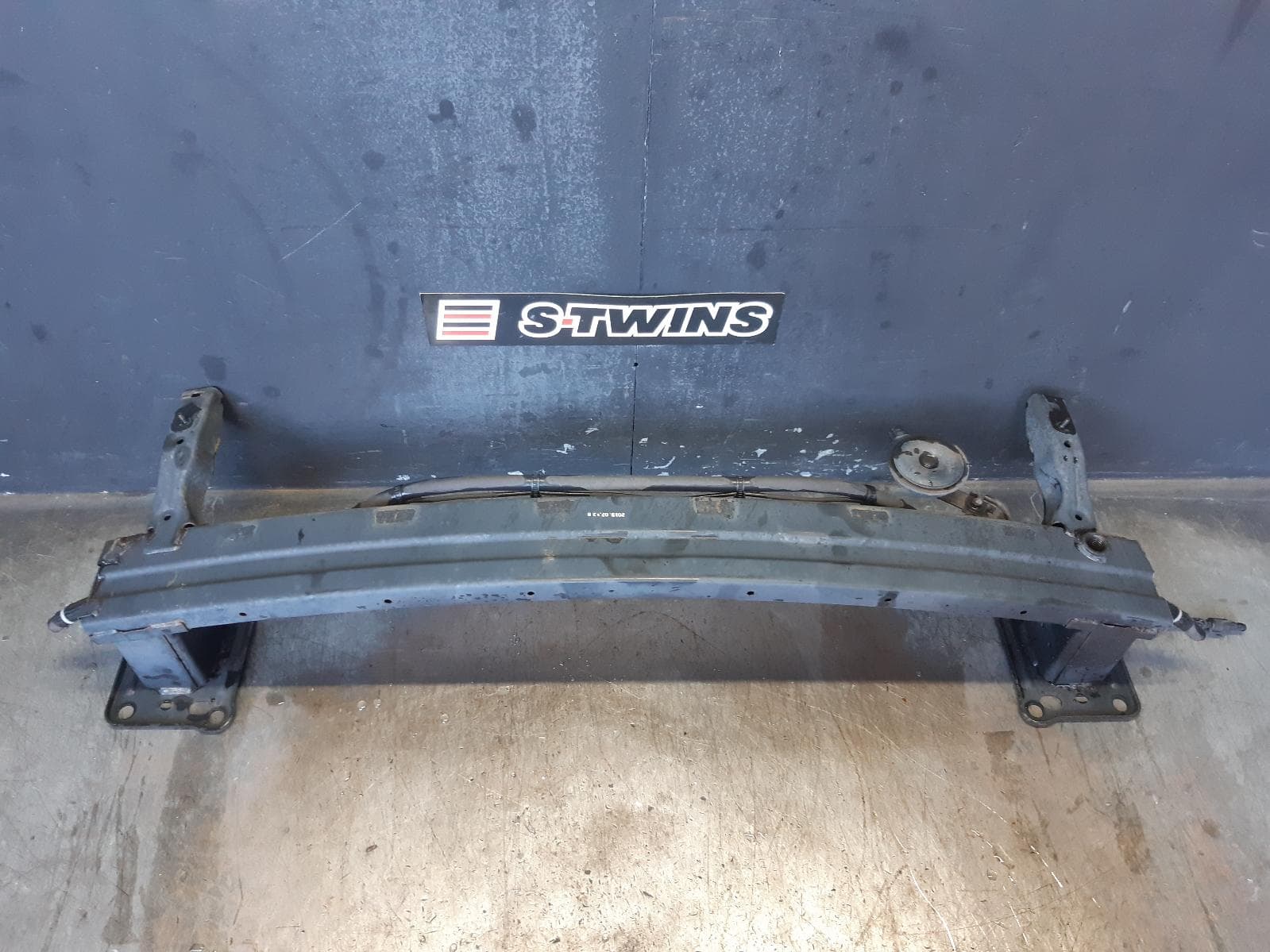 Used auto part listing image: 2013 HYUNDAI I30 F BAR REINFORC BRACK MAIN REINFORCEMENT, GD, 5DR HATCH, 03/12-02/17 0000375418