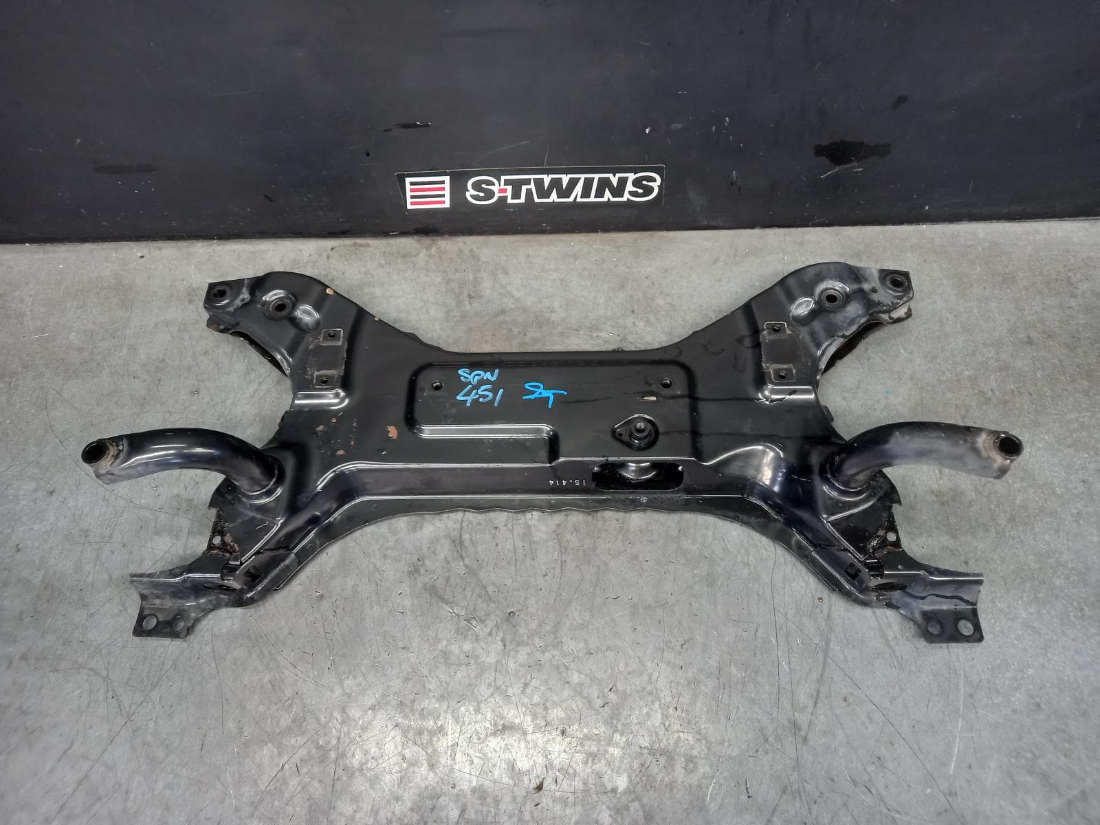 Used auto part listing image: 2016 MITSUBISHI OUTLANDER FRT XMEMBER CRADLE CROSSMEMBER, ZK-ZL, 01/15-07/21 0000391311