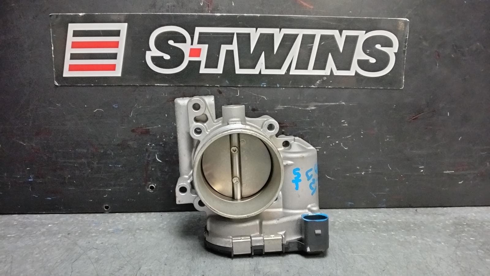 Used auto part listing image: 2021 LDV D90 THROTTLE BODY 2.0, PETROL, SV9A, 11/17- 0000397616