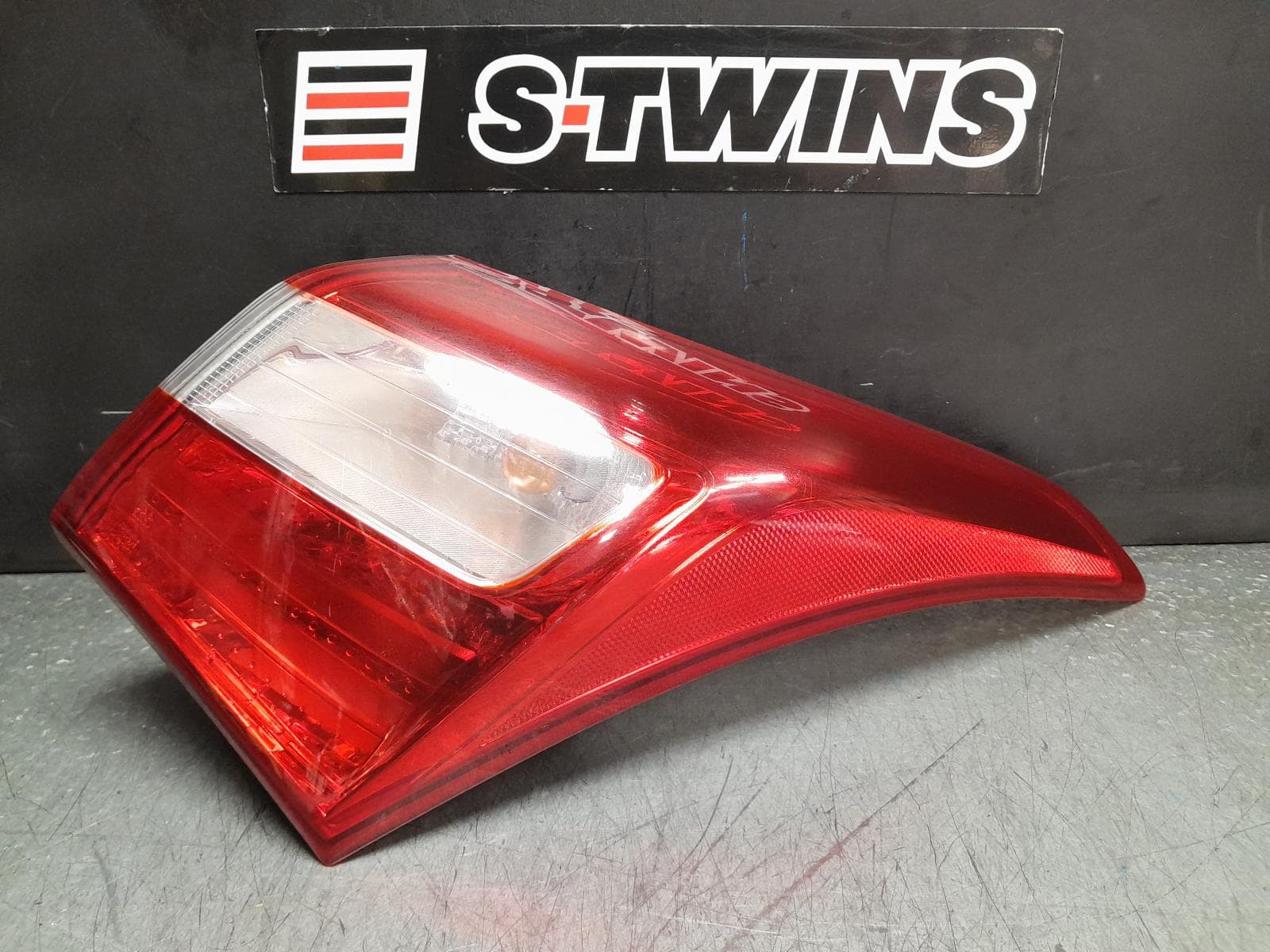 Used auto part listing image: 2014 HYUNDAI I30 RIGHT TAILLIGHT GD, 5DR/3DR, HATCH, W/ HALOGEN TYPE, GO/ACTIVE/ELITE, 03/12-02/17 0000376204
