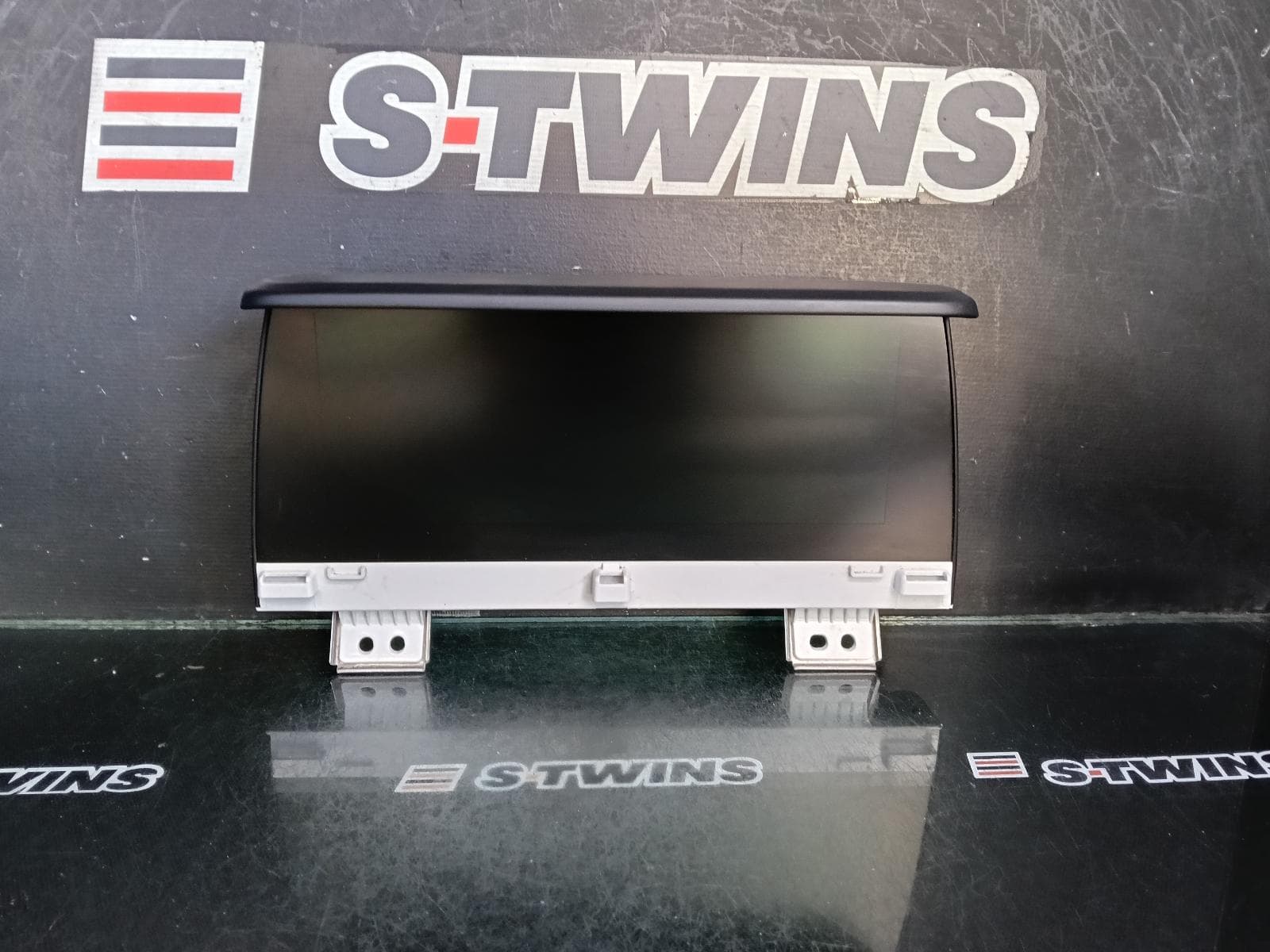 Used auto part listing image: 2024 HYUNDAI STARIA INSTRUMENTCLUSTER 10.25IN, US4, 04/21- 0000403950