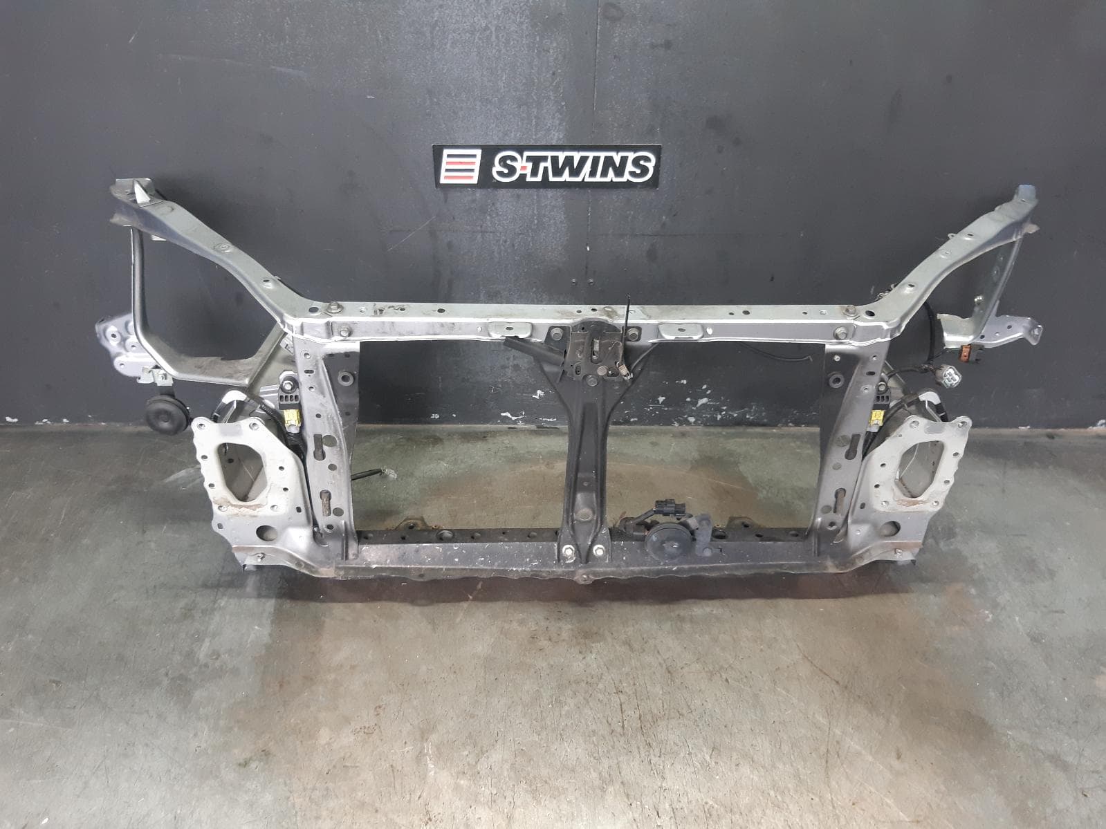 Used auto part listing image: 2015 SUBARU IMPREZA RADIATOR SUPPORT G4, 12/11-08/17 0000375855