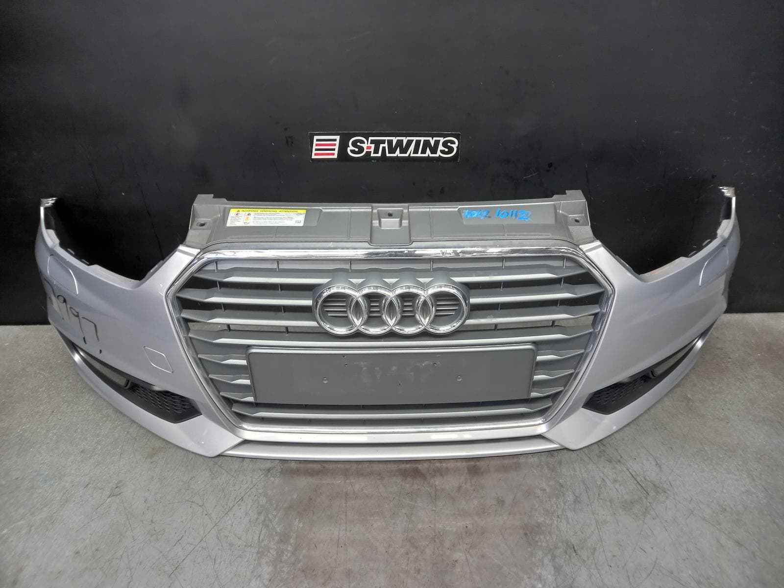 Used auto part listing image: 2018 AUDI A1 FRONT BUMPER BUMPER BAR, A1, S-LINE, NON PARK SENSOR TYPE, W/ H/LAMP WASHER TYPE, 8X, 05/15-10/18 0000381447