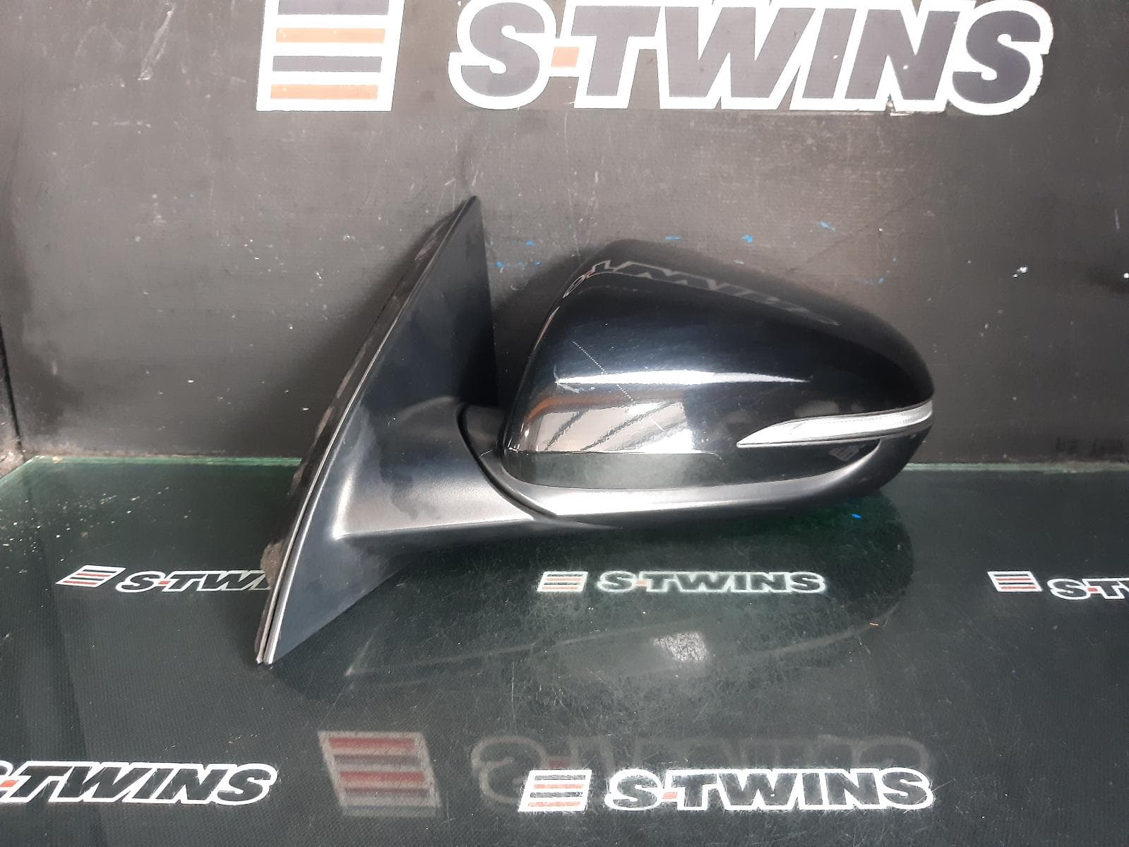 Used auto part listing image: 2019 HYUNDAI I30 LEFT DOOR MIRROR PD, HATCH (S.KOREA VIN KMHH), W/ POWER FOLD, INDICATOR, BLIND SPOT TYPE, 03/17-12/23 0000377346