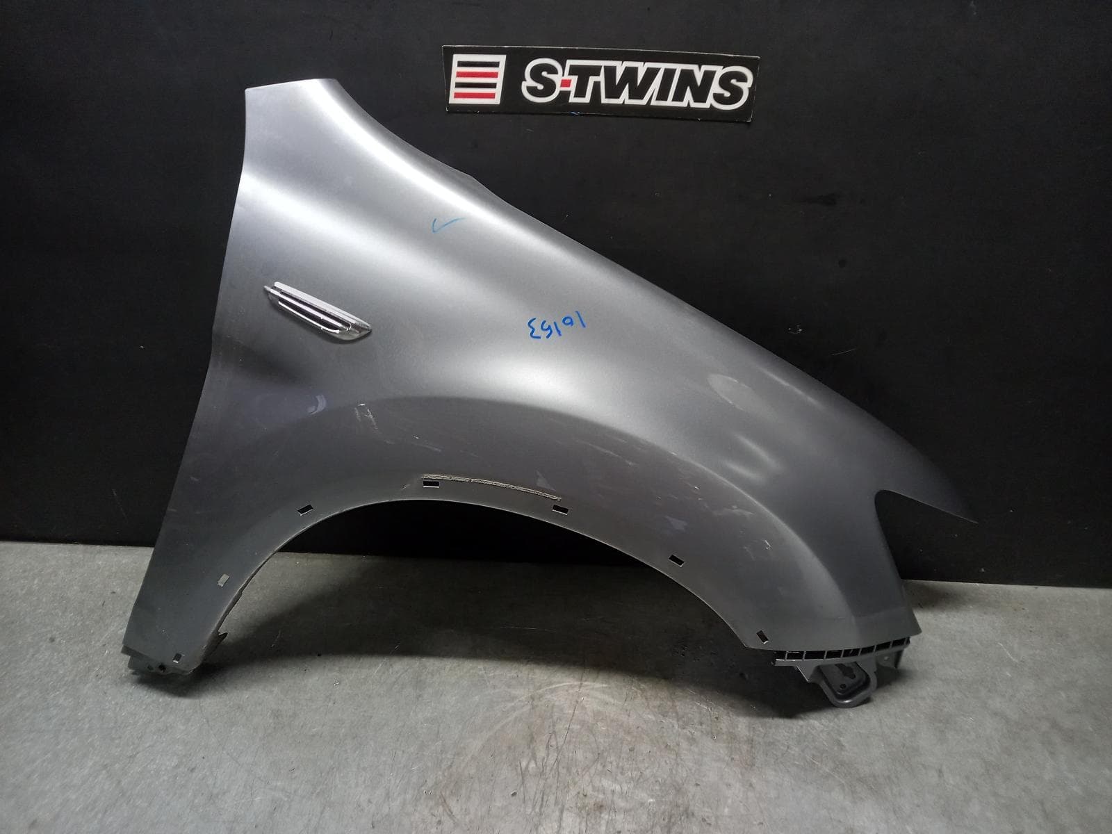 Used auto part listing image: 2015 MITSUBISHI ASX RIGHT GUARD XB-XC, FLARED TYPE, 04/15-09/17 0000382767