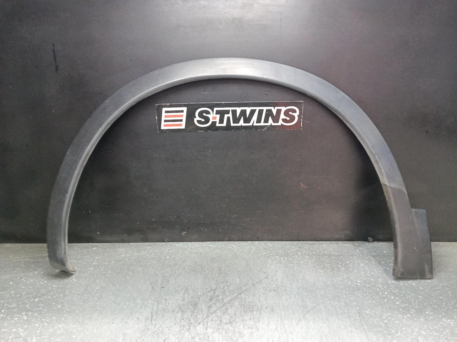 Used auto part listing image: 2014 NISSAN DUALIS WHEEL ARCH FLARE LH FRONT, J10, 10/07-05/14 0000380283