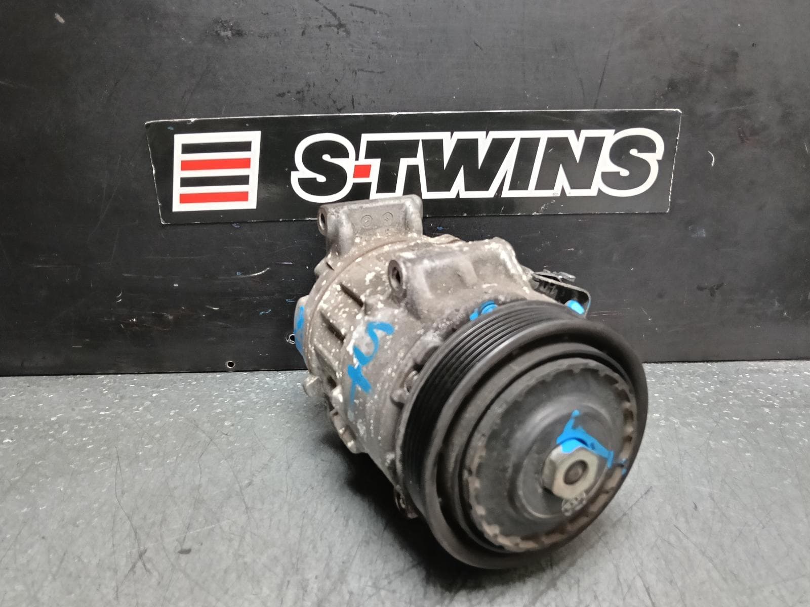 Used auto part listing image: 2014 TOYOTA RAV4 A C COMPRESSOR ASA44R, 2.5, PETROL, 12/12-12/18 0000382210