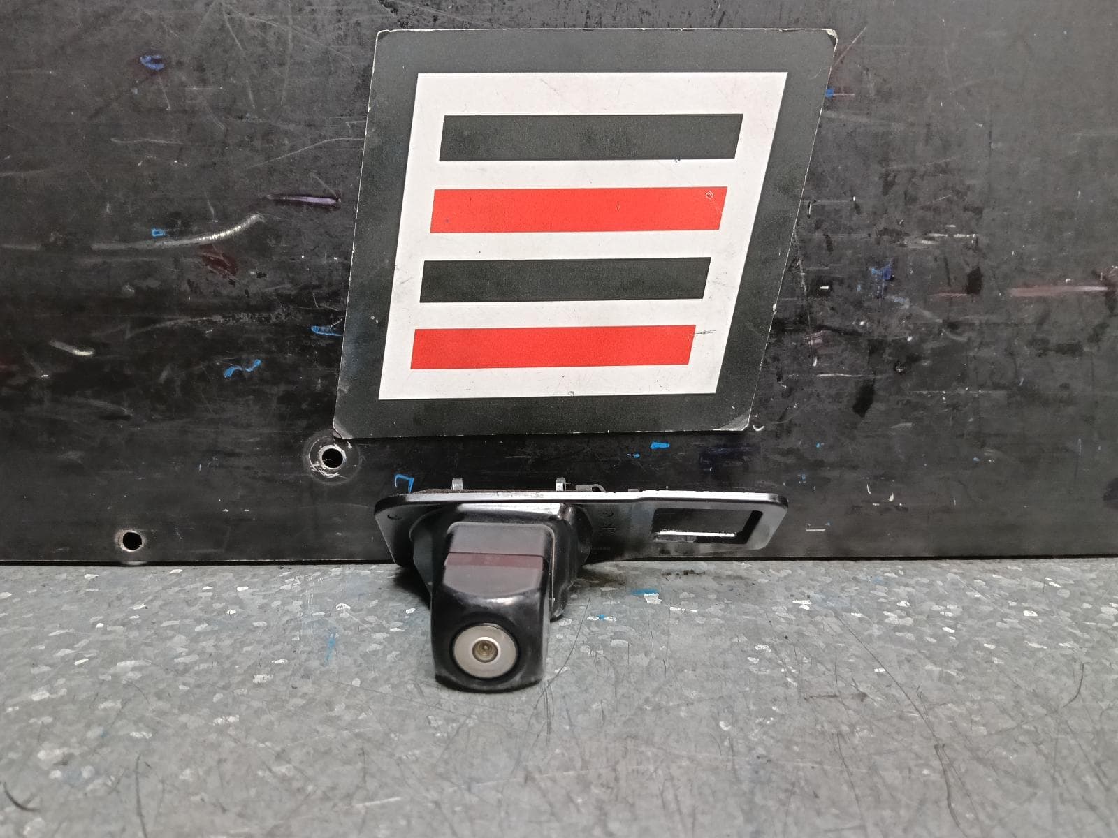 Used auto part listing image: 2014 TOYOTA RAV4 REVERSE CAMERA REVERSE CAMERA, XA40, 12/12-12/18 0000382249