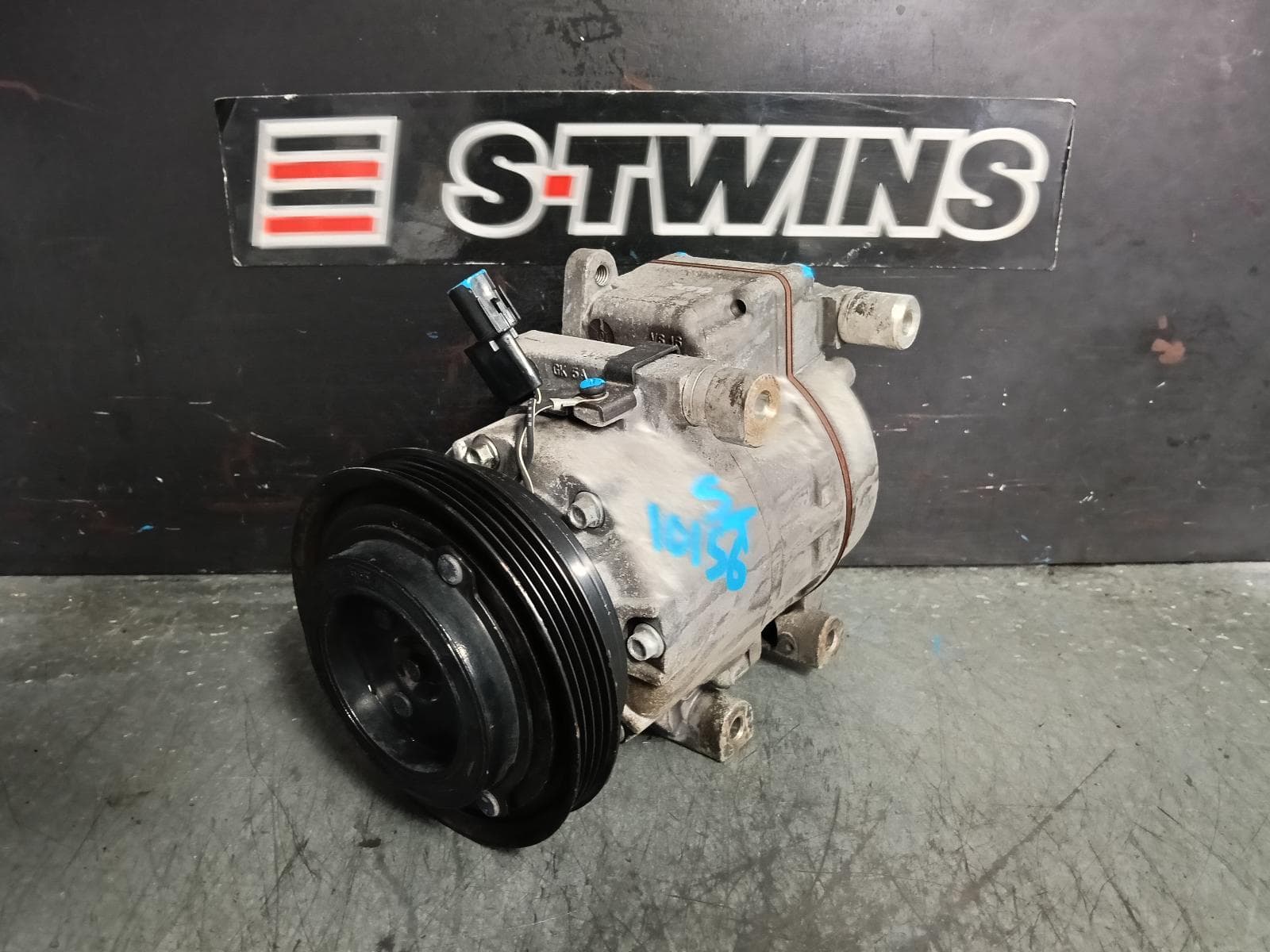 Used auto part listing image: 2011 HYUNDAI I30 A C COMPRESSOR FD, 2.0, G4GC, PETROL, 09/07-04/12 0000388151