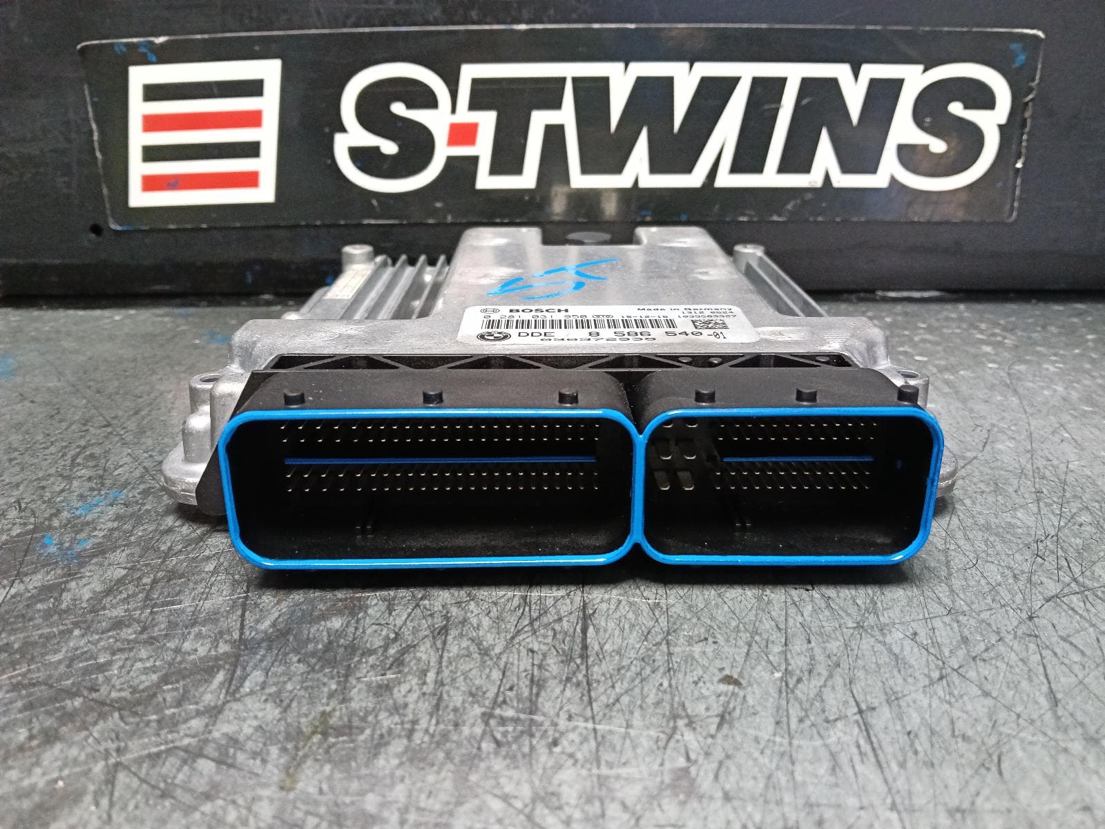 Used auto part listing image: 2016 BMW X5 ENGINE ECU, 3.0, DIESEL, N57N/N57T, ECU ONLY, F15, 09/13-07/18 0000403880
