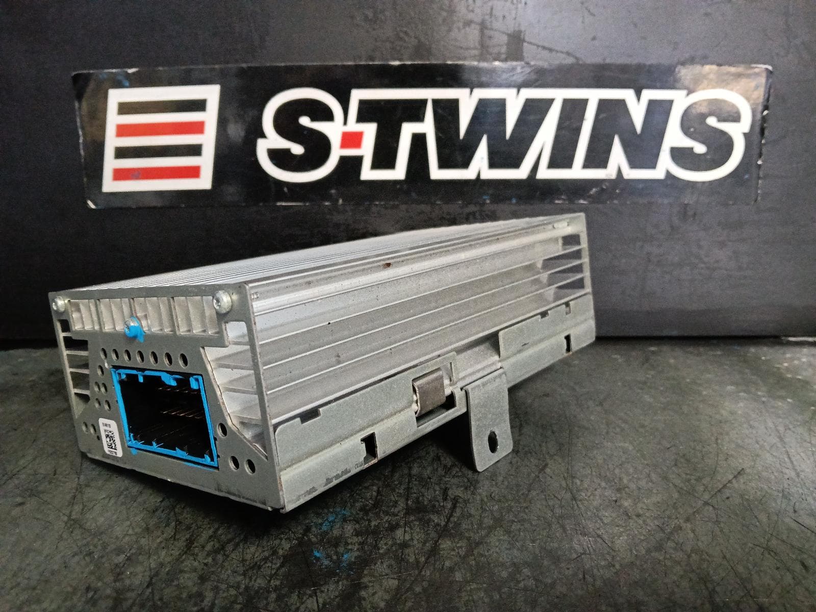 Used auto part listing image: 2016 BMW X5 HI-FI AMPLIFIER, F15/F85, 09/13-07/18 0000403884