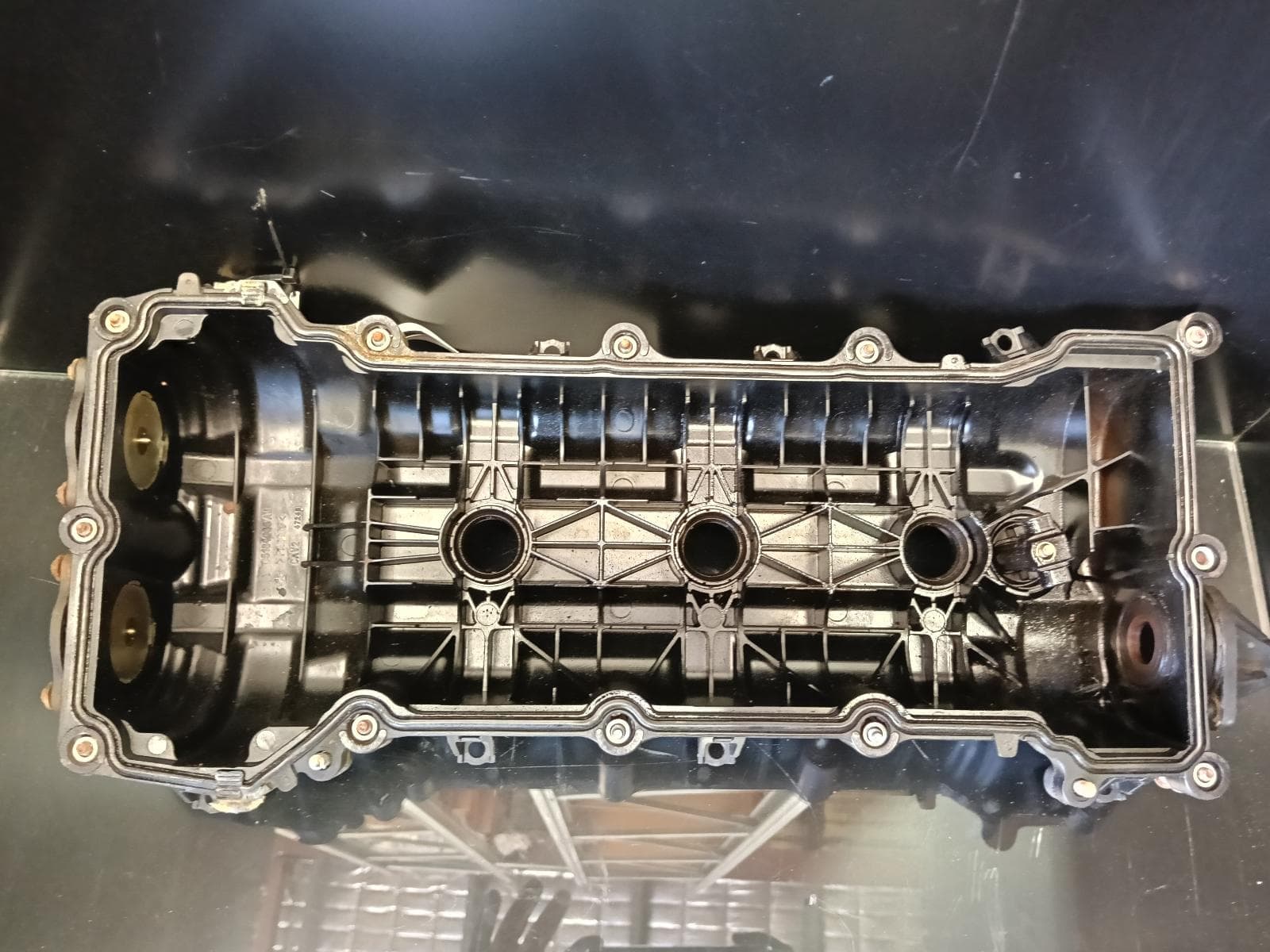 Used auto part listing image: 2013 DODGE JOURNEY ROCKER ASSY COVER PETROL, 3.6, RH SIDE, JC, 07/11-12/16 0000377460