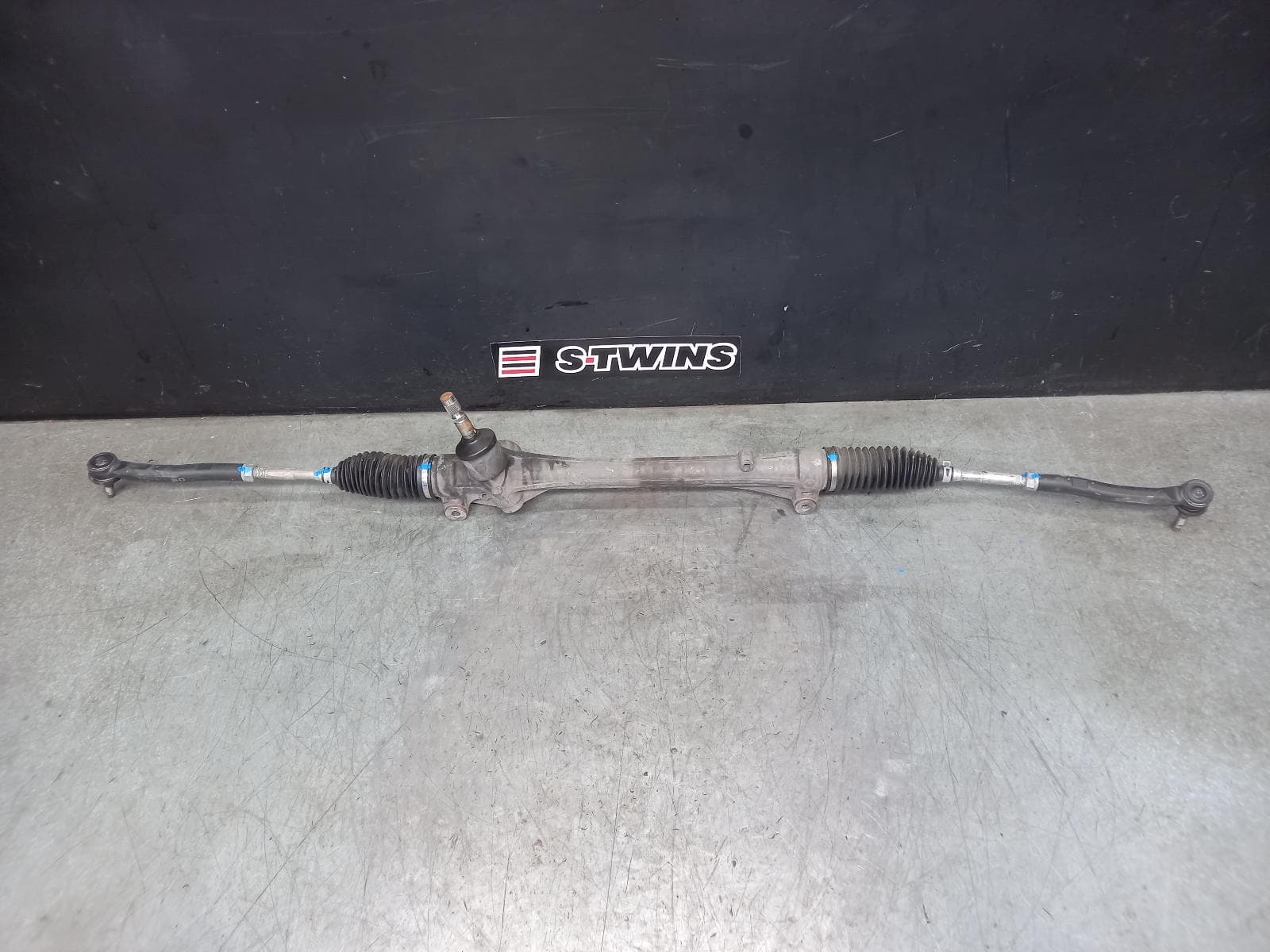 Used auto part listing image: 2011 LEXUS RX SERIES STEERING BOX RACK AL10, 12/08-08/15 0000388951