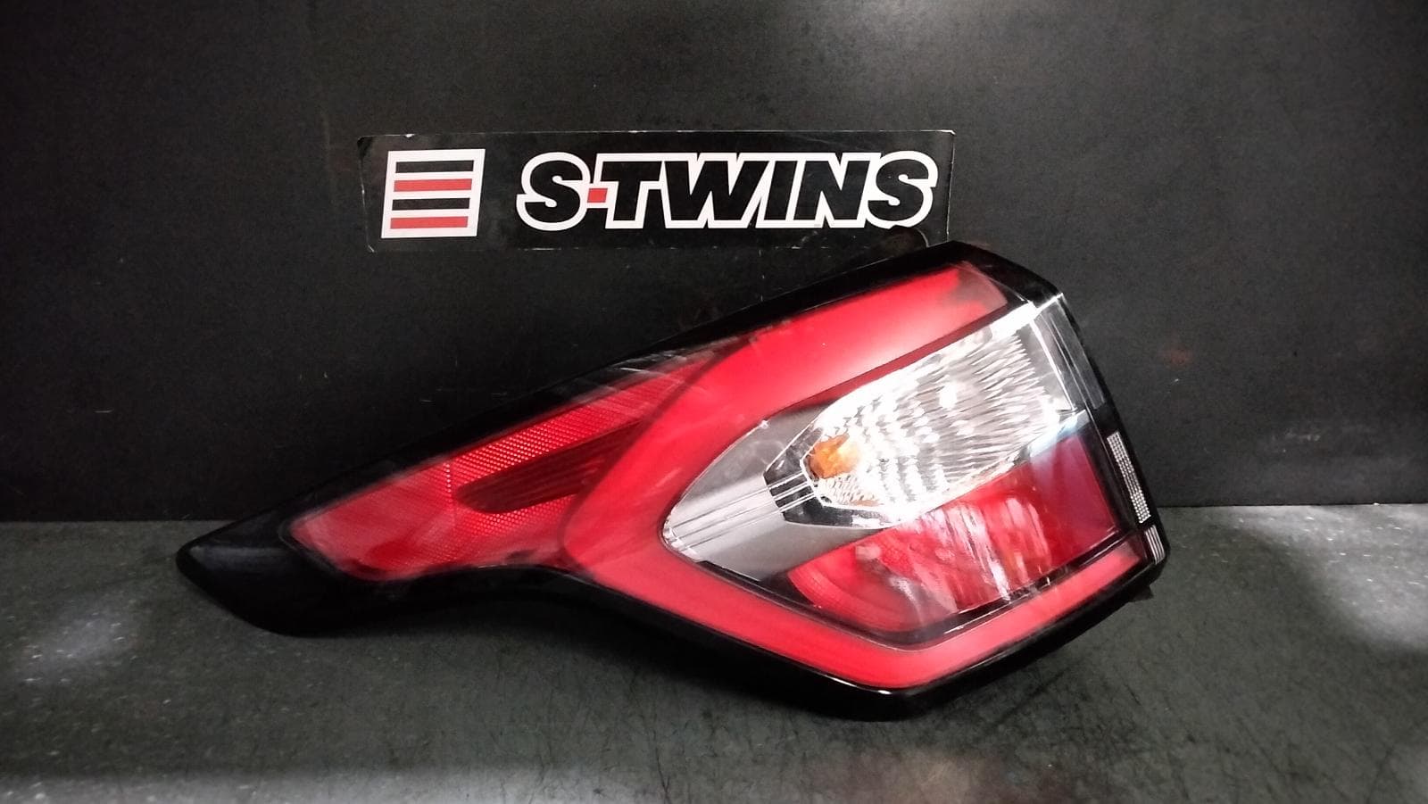 Used auto part listing image: 2017 FORD ESCAPE LEFT TAILLIGHT ZG, IN BODY, LED TYPE, 09/16-05/20 0000388290