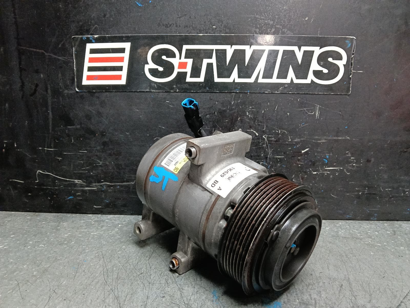 Used auto part listing image: 2019 MAZDA BT50 A C COMPRESSOR UP-UR, 2.2/3.2, DIESEL, 10/11-06/20 0000403373